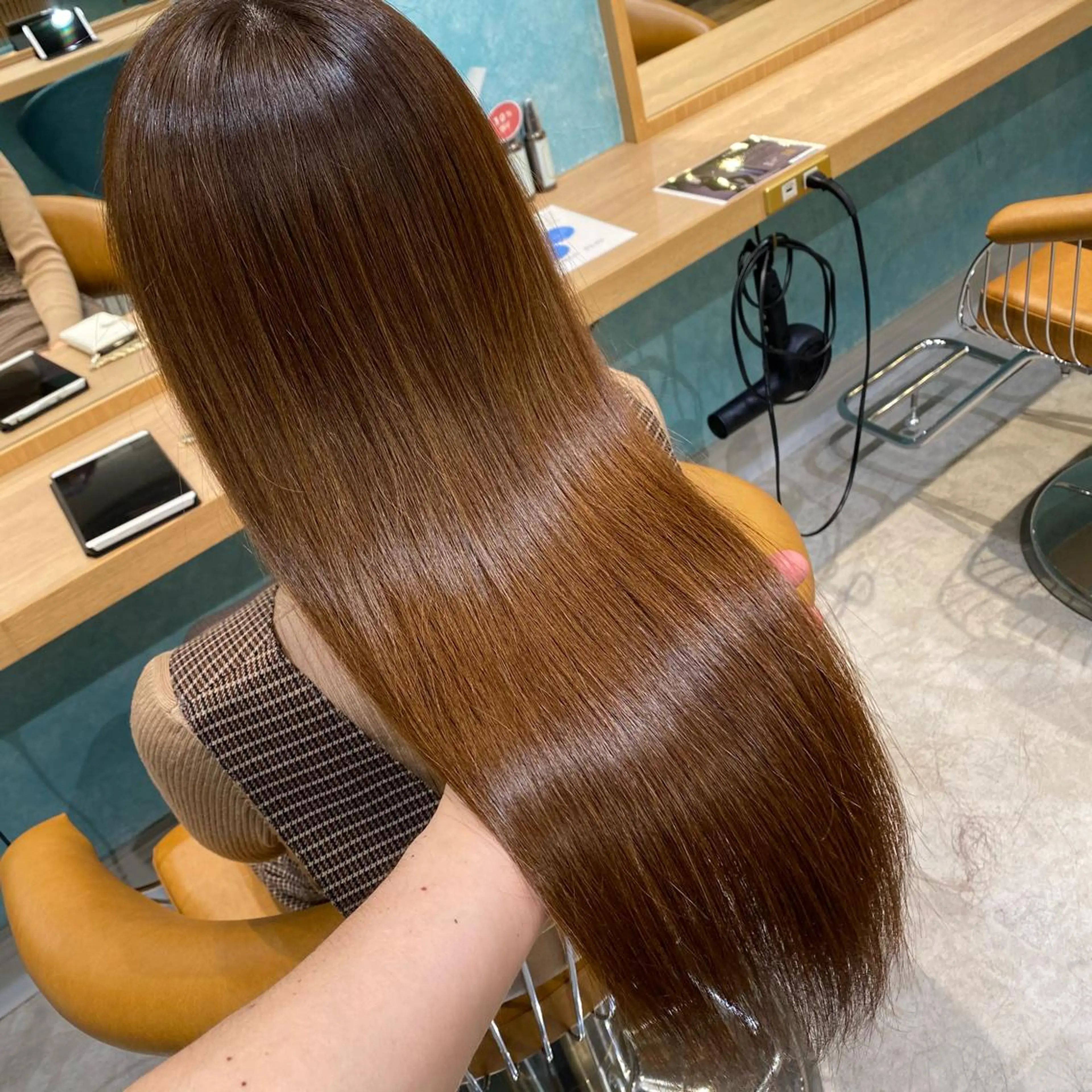 ロング 髪質改善 縮毛矯正 トリートメント カット ヘアカラー 縮毛矯正 トリートメント 山本翔一郎 韓国顔周りレイヤーのヘアスタイル