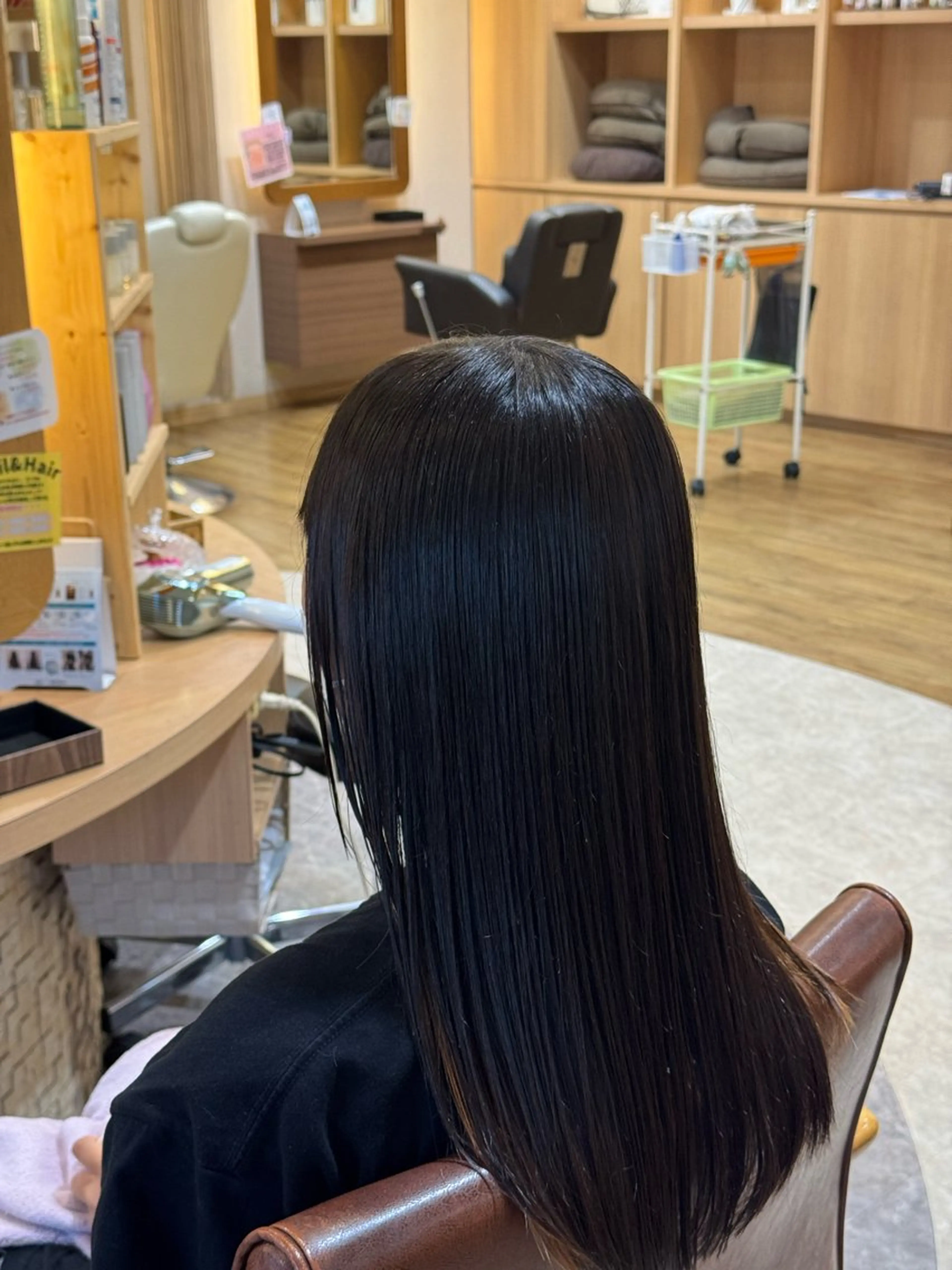 ロング カラー ヘアアレンジ 顔まわりレイヤー ハイレイヤー レイヤーカット select 大森 慶斗のヘアスタイル