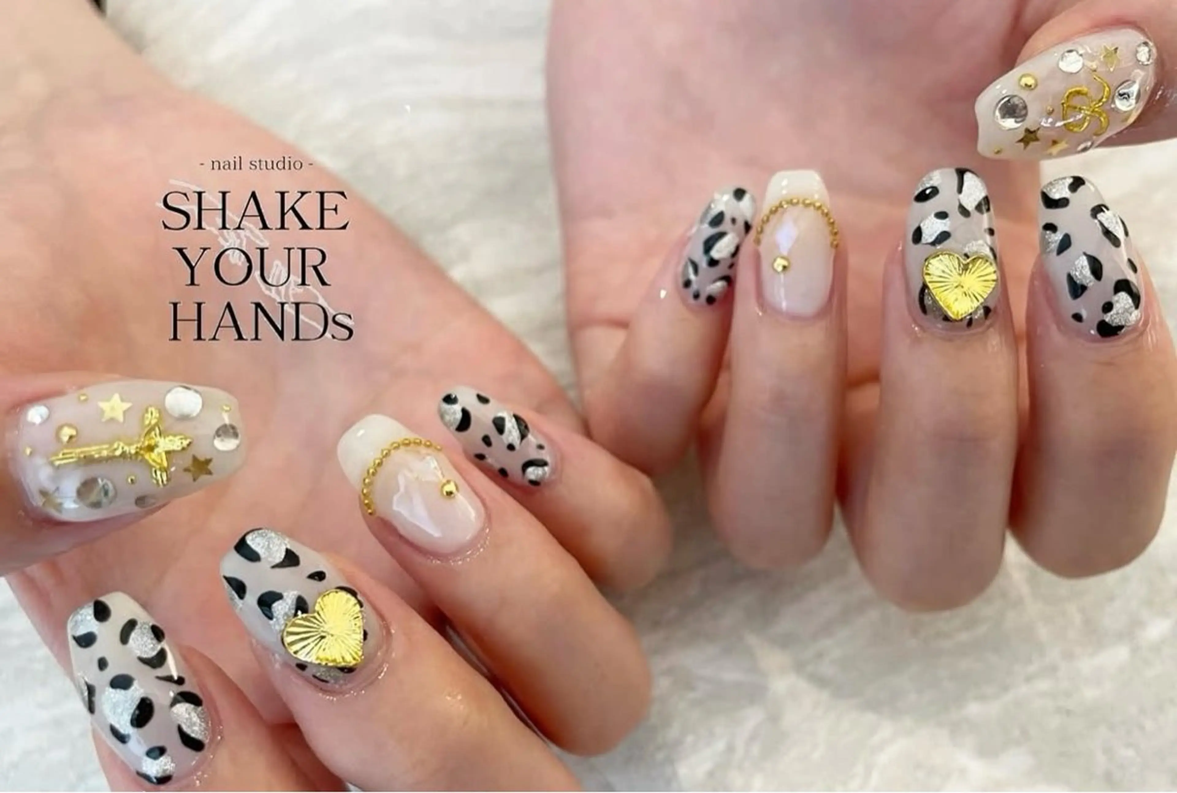 ネイル ハンドネイル ネイルスタジオ シェイクユアハンズのネイルデザイン