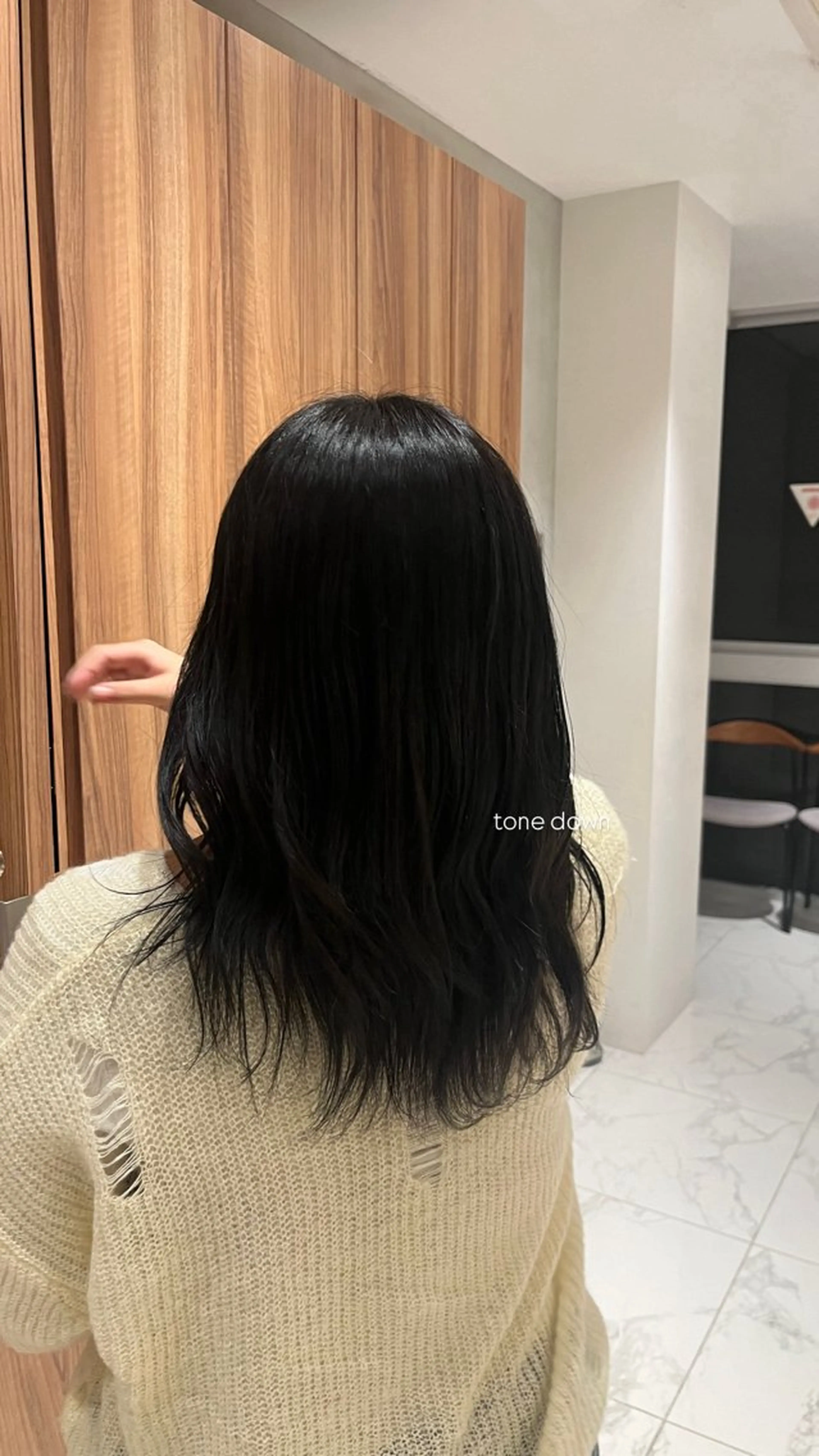 セミロング 愛 斗のヘアスタイル