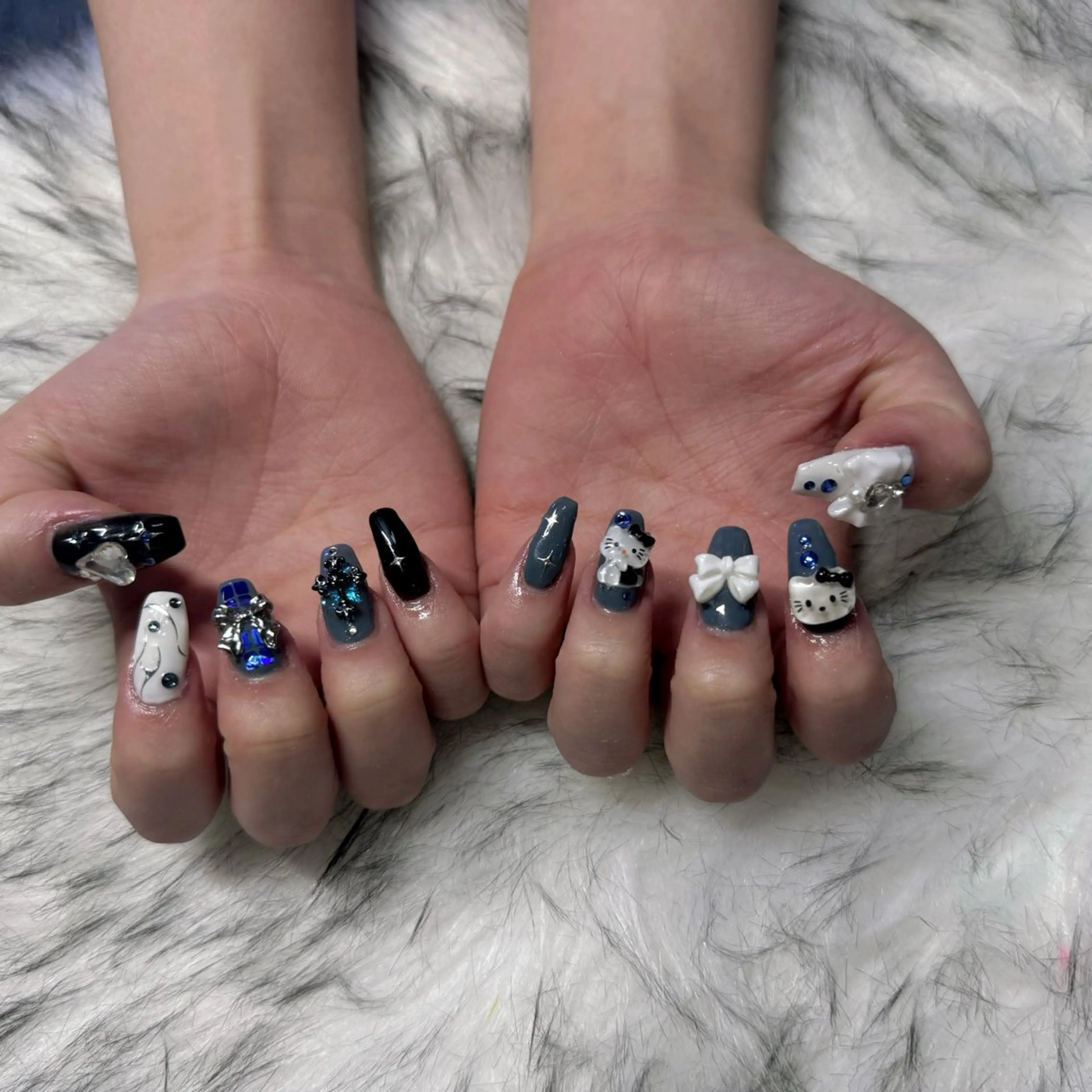 ロング ハンドネイル mao .のネイルデザイン