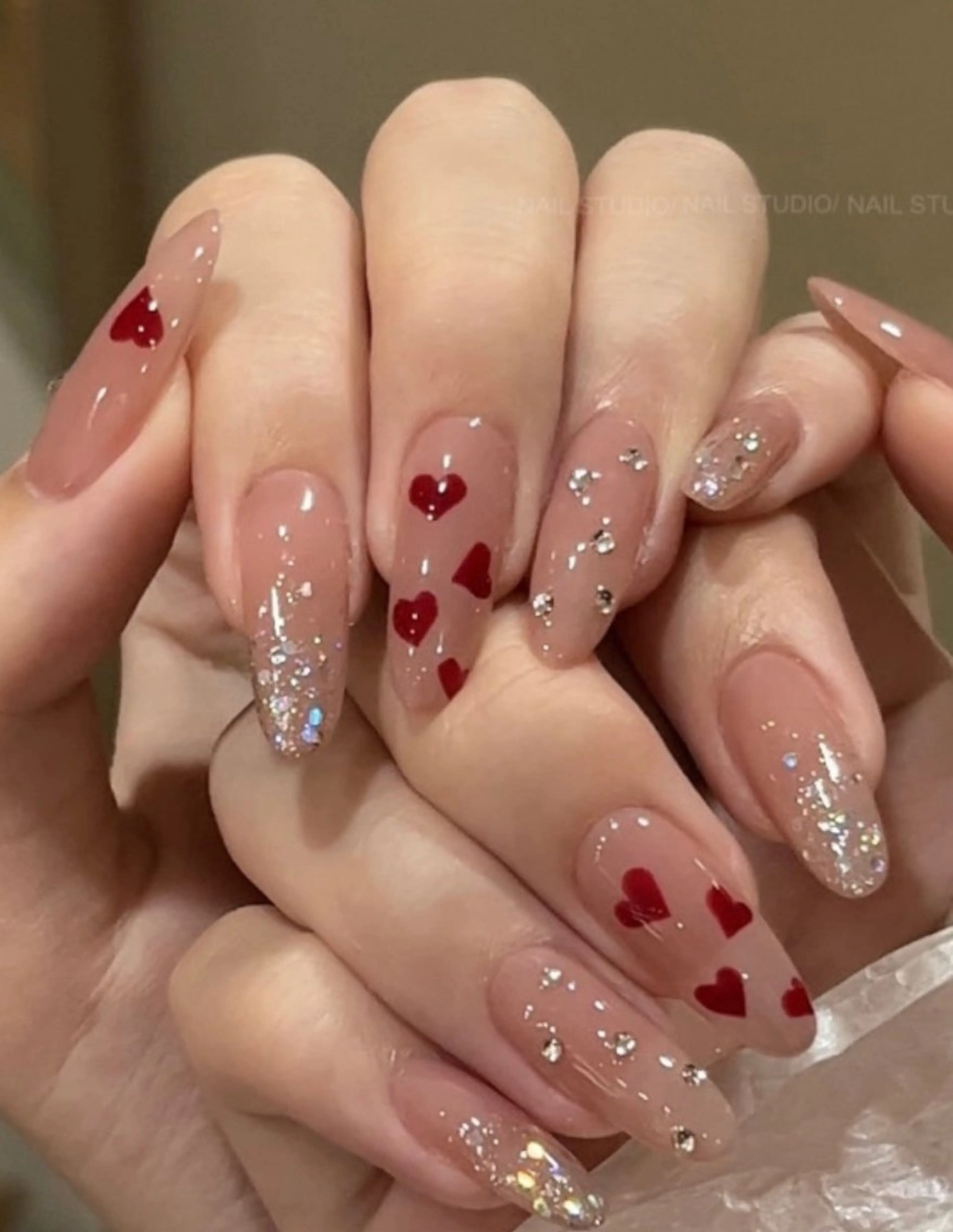 ネイル Azu nail salon所属・ネイリスト あずさのネイルデザイン