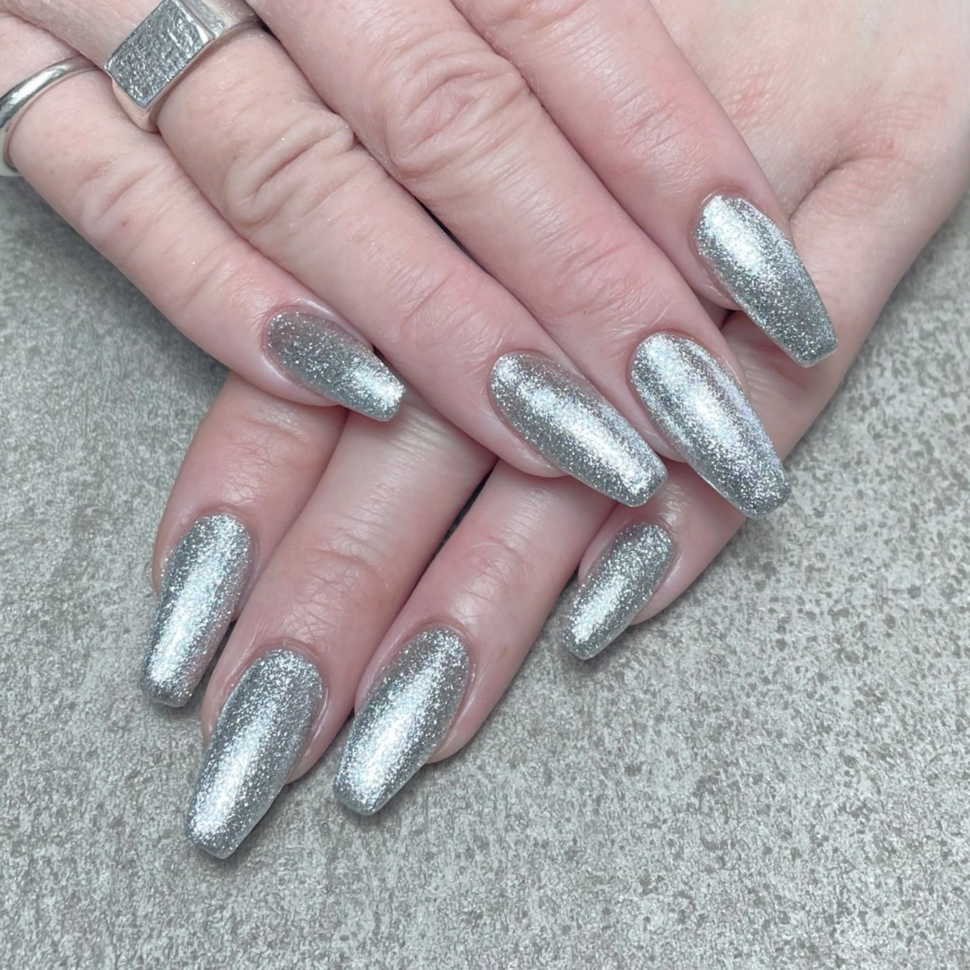 ネイル ハンドネイル nailroom DIASOMNIAのネイルデザイン