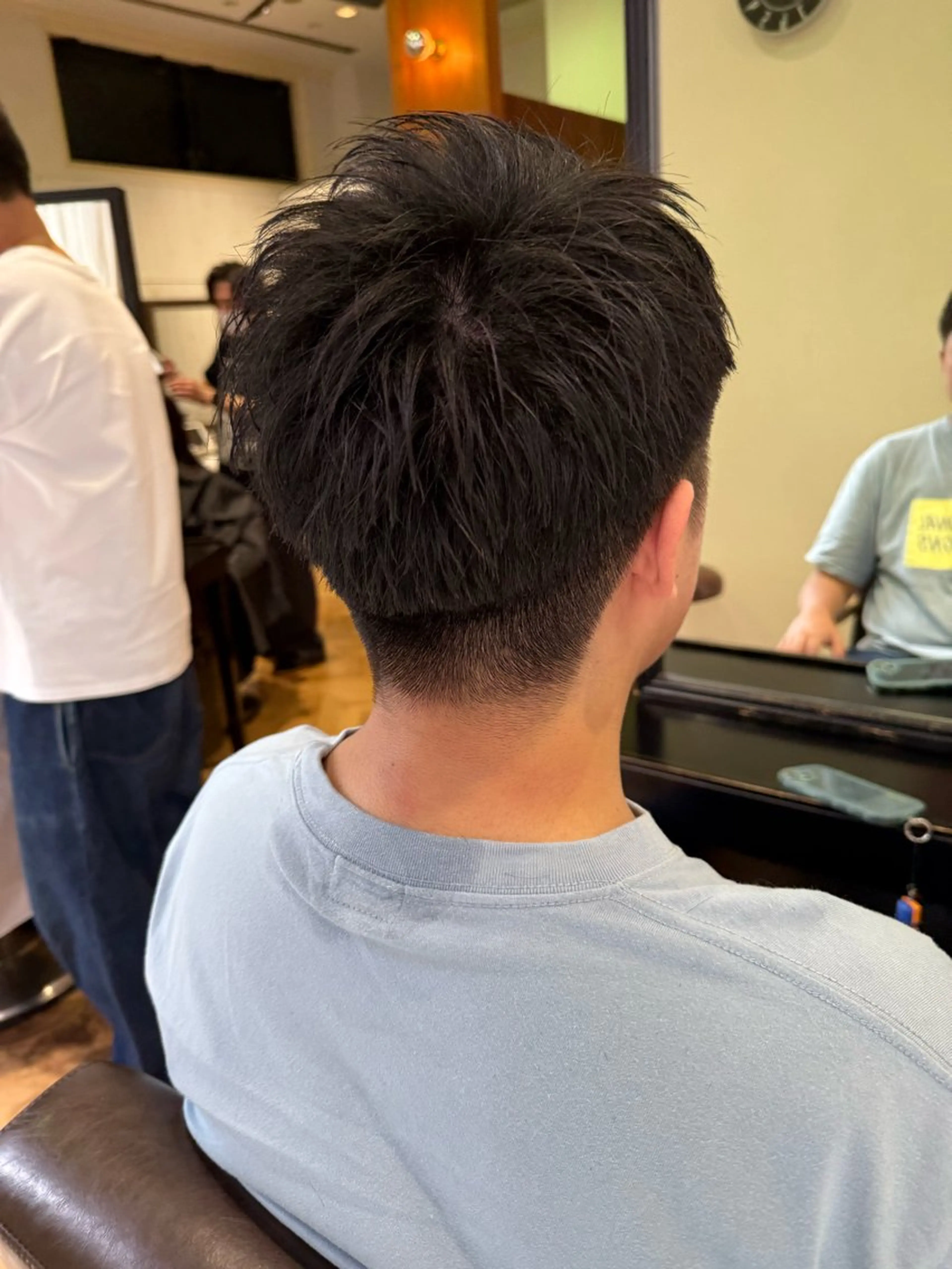 ショート メンズ 刈り上げ ショートヘア 溝口 槙里也のヘアスタイル