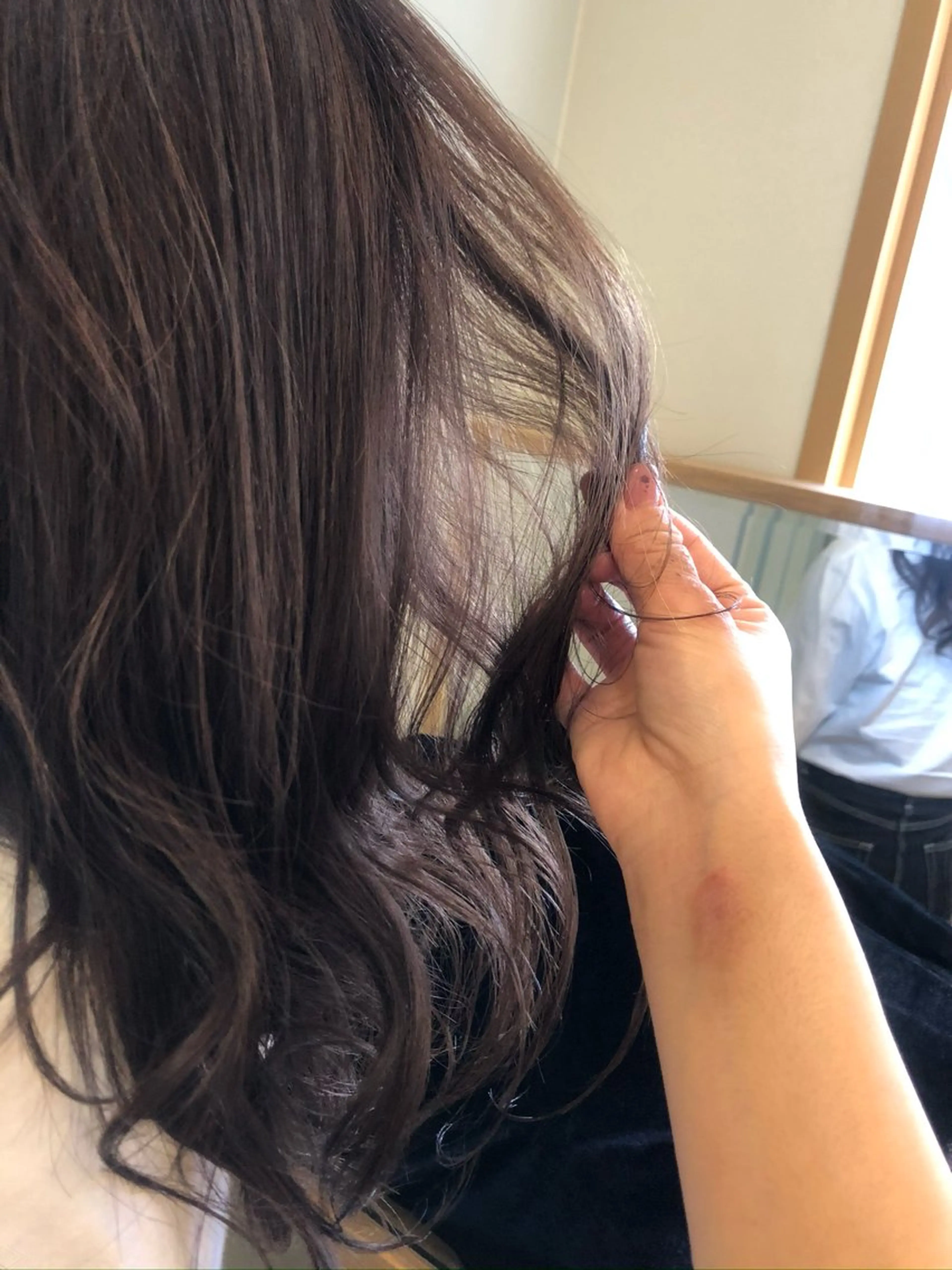 ロング カラー ベージュカラー 透明感カラー バイオレットカラー TELA HAIR南流山店所属・TELA HAIR Annaのヘアスタイル