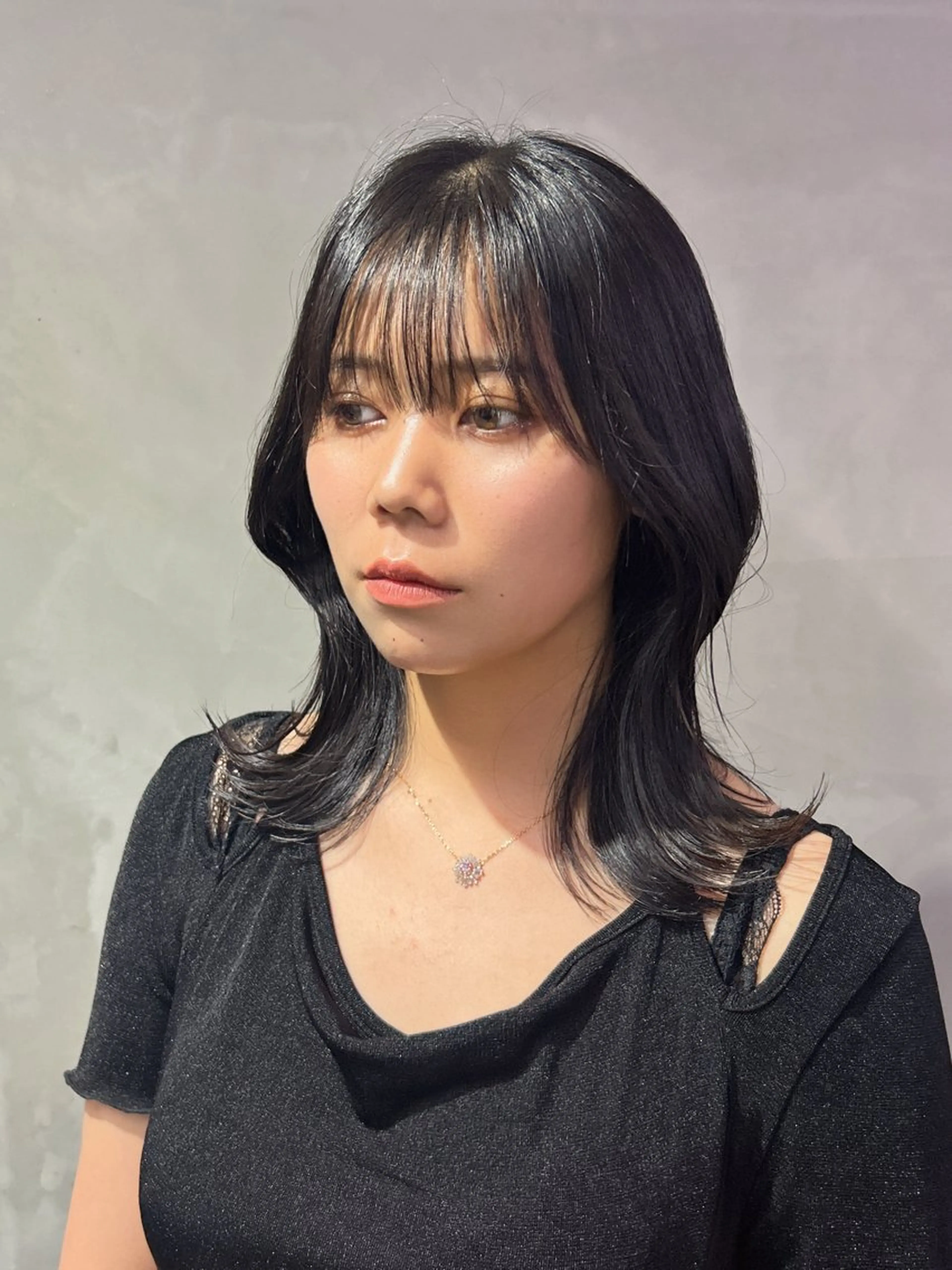 ミディアム くびれヘア レイヤーカット Pocket仙台赤坂 康成のヘアスタイル