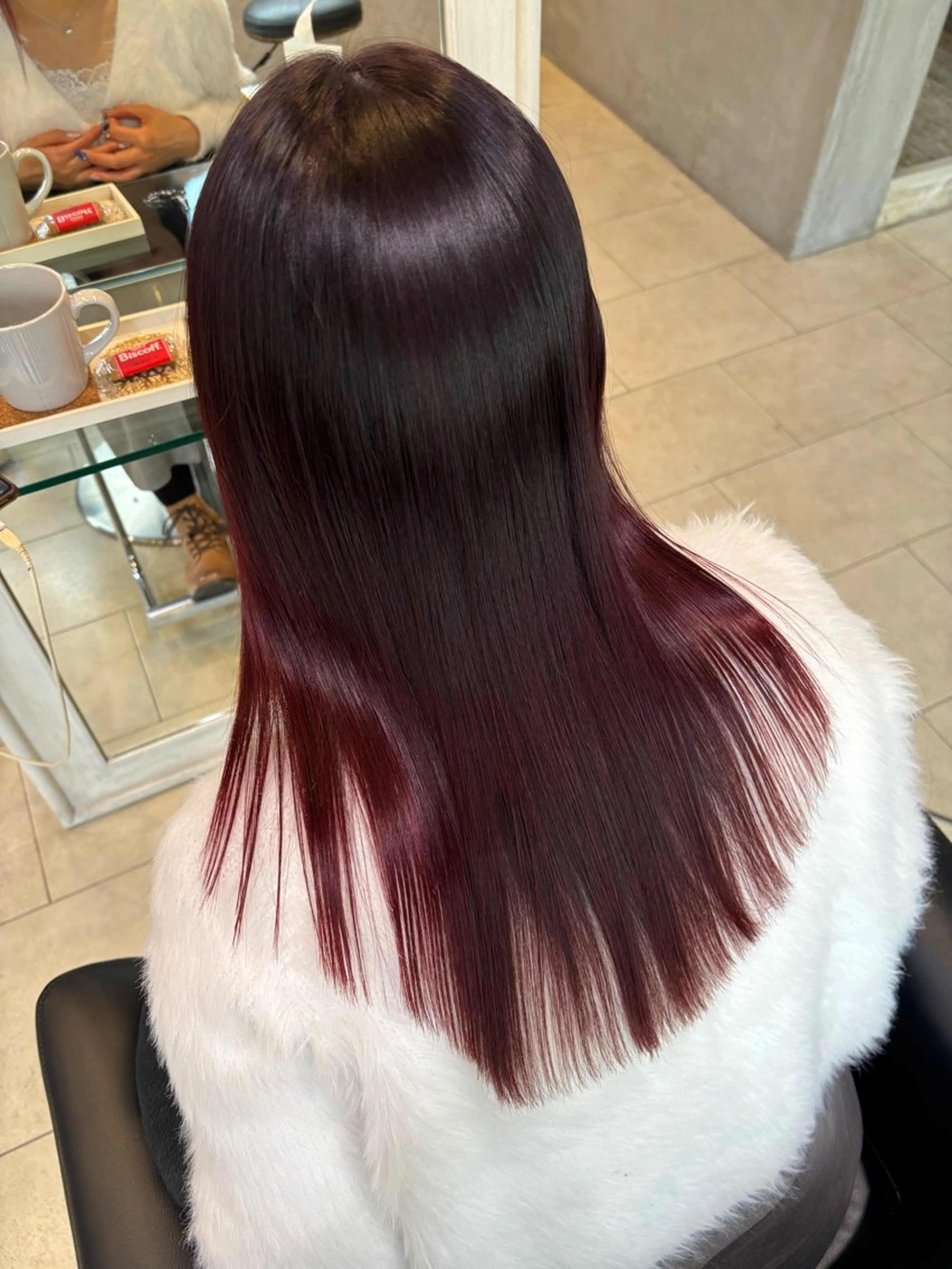 ミディアム カラー ボルドーカラー ヘアカラー マツナガ トモコのヘアスタイル