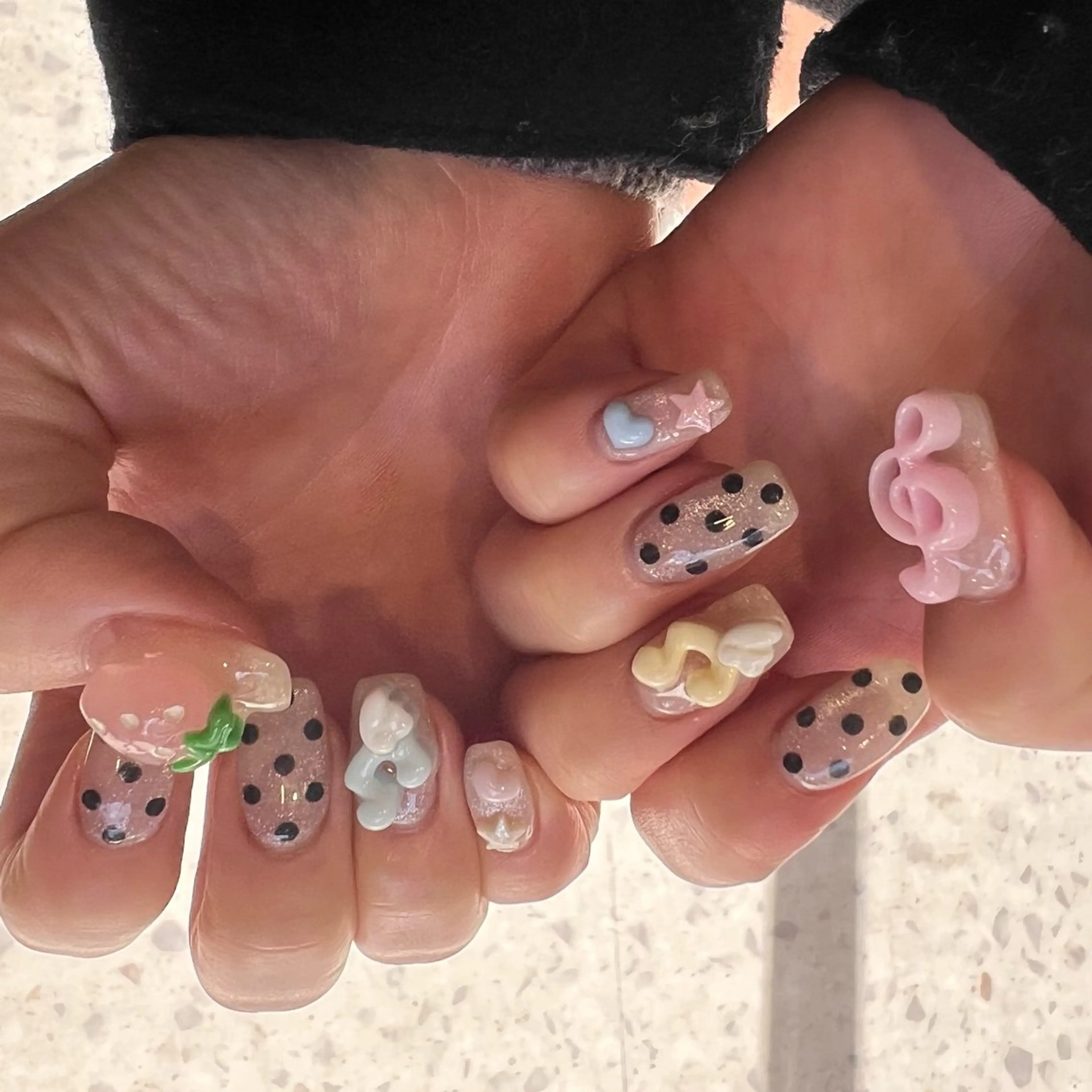 ネイル 持ち込み 2/7ご予約 ◎ 本田 知美🎀のネイルデザイン