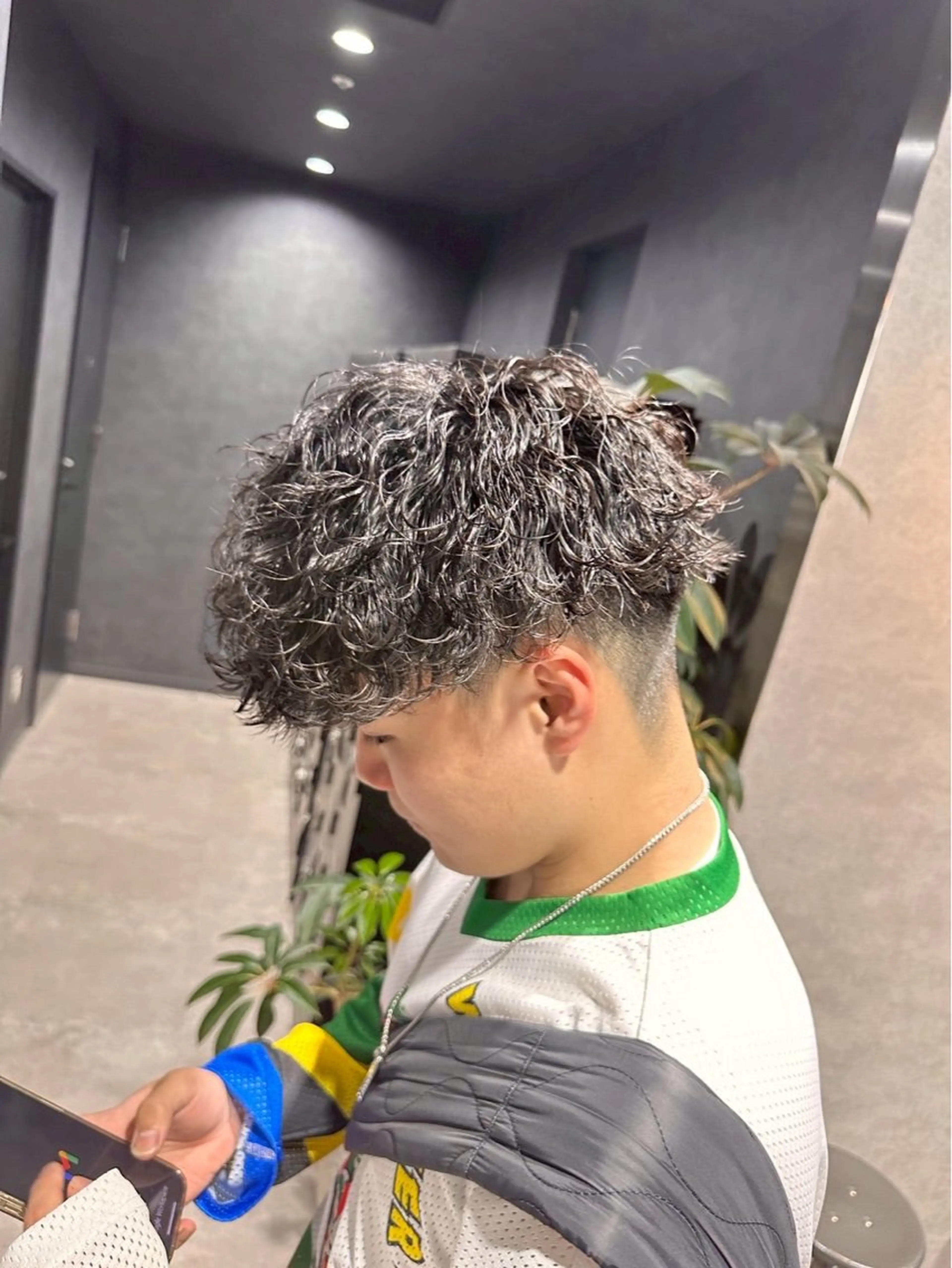 ミディアム パーマ メンズ カット パーマ 🔥メンズ特化🔥 藍斗のヘアスタイル