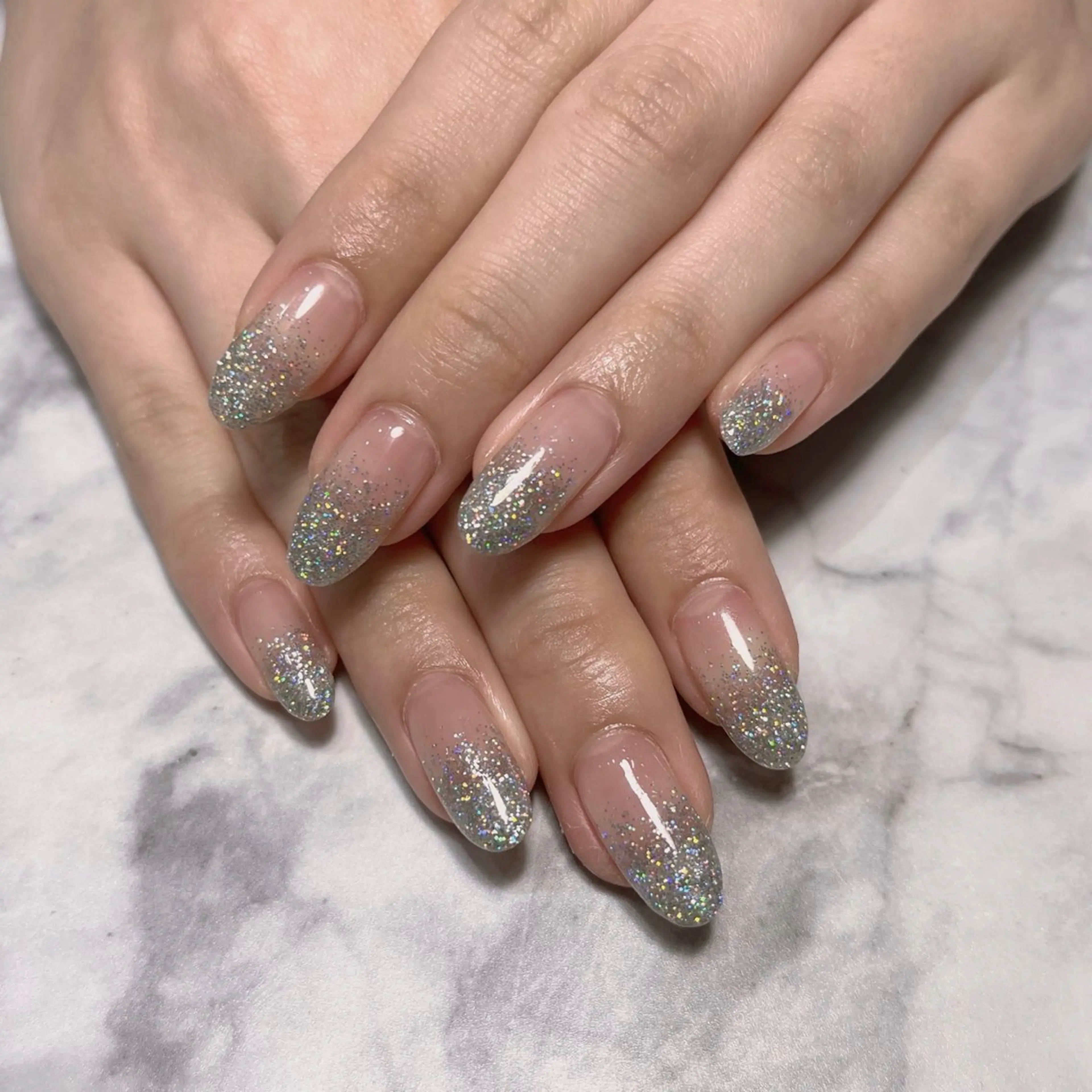 ネイル グラデーション ラメ(グリッター) ラメグラデーション NICO Saoriのネイルデザイン