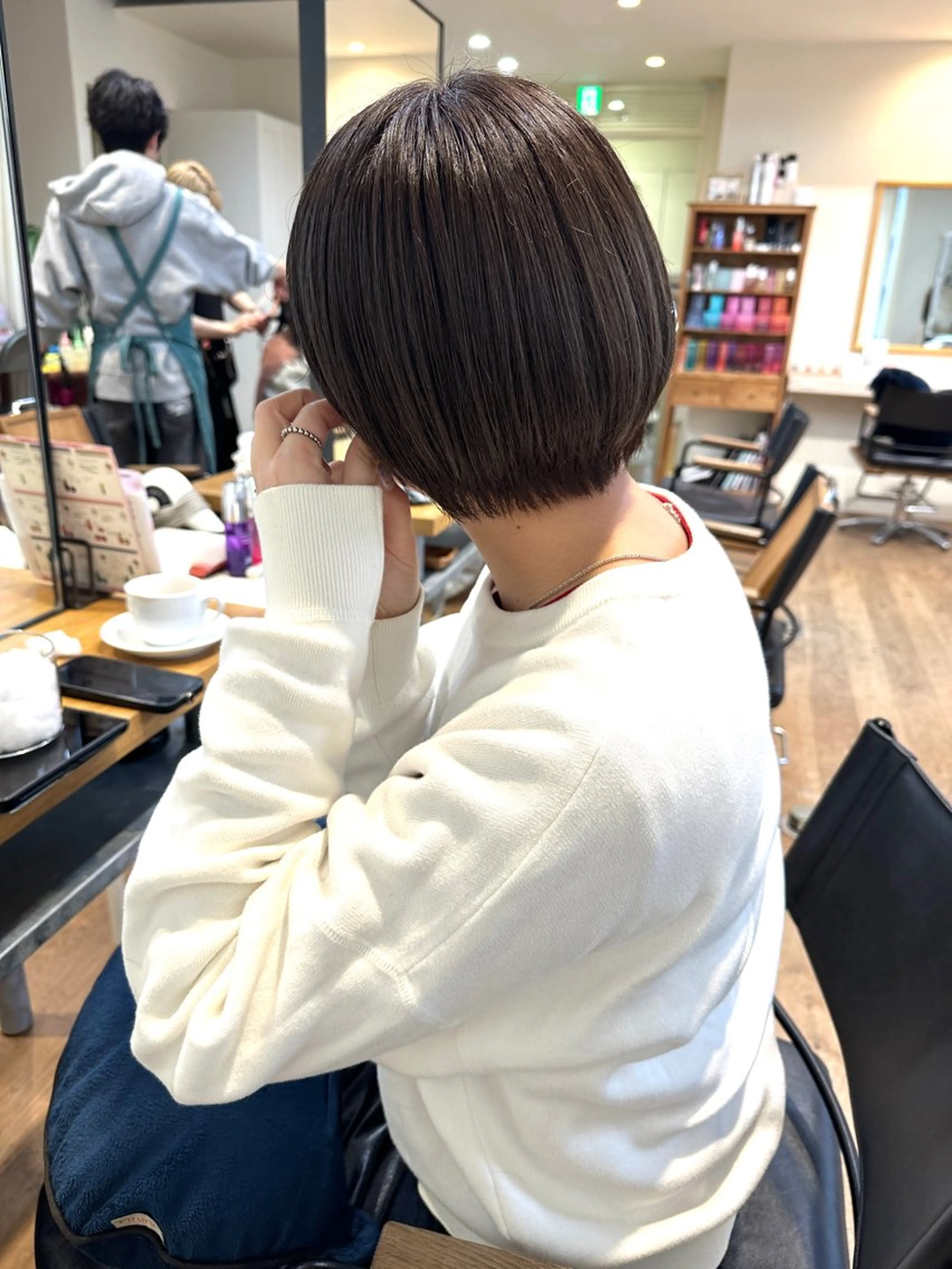 ショート ショート ボブ 梅田 木戸健人のヘアスタイル