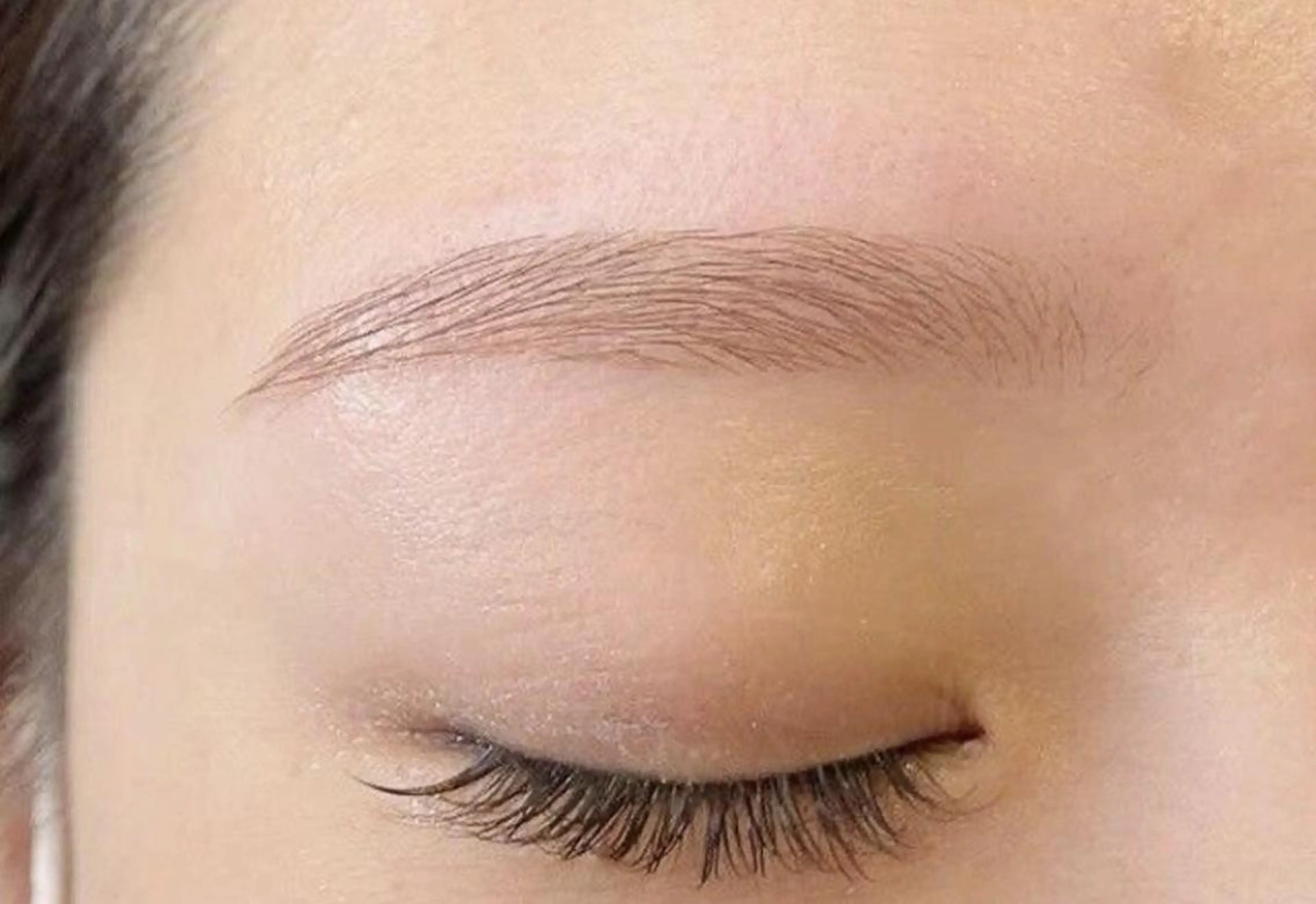 アイブロウ BEIGE金山 ✨️ASAMIのマツエク・マツパデザイン