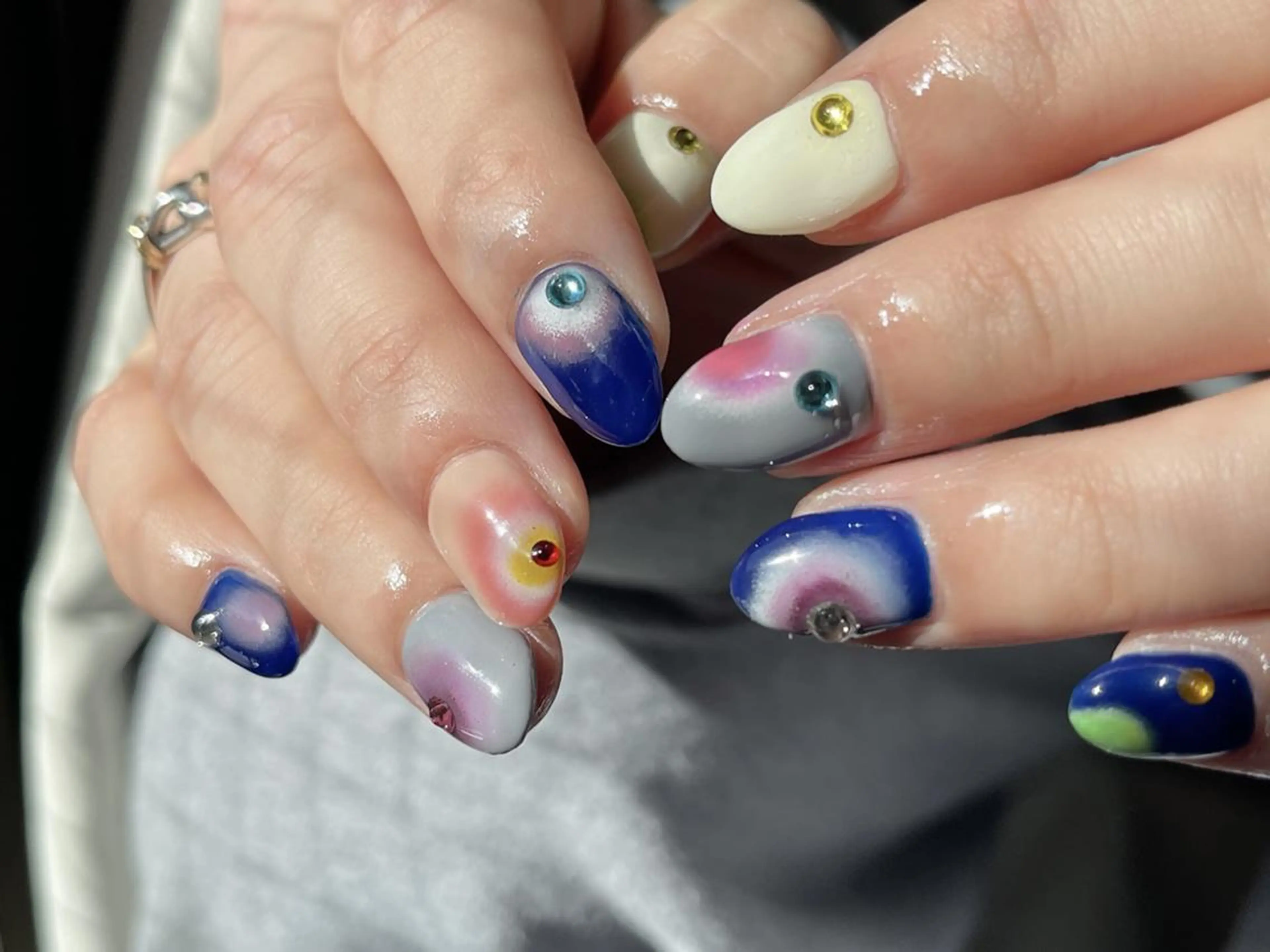 ネイル アートネイル 持ち込み 🦋y y Nail 🤍のネイルデザイン