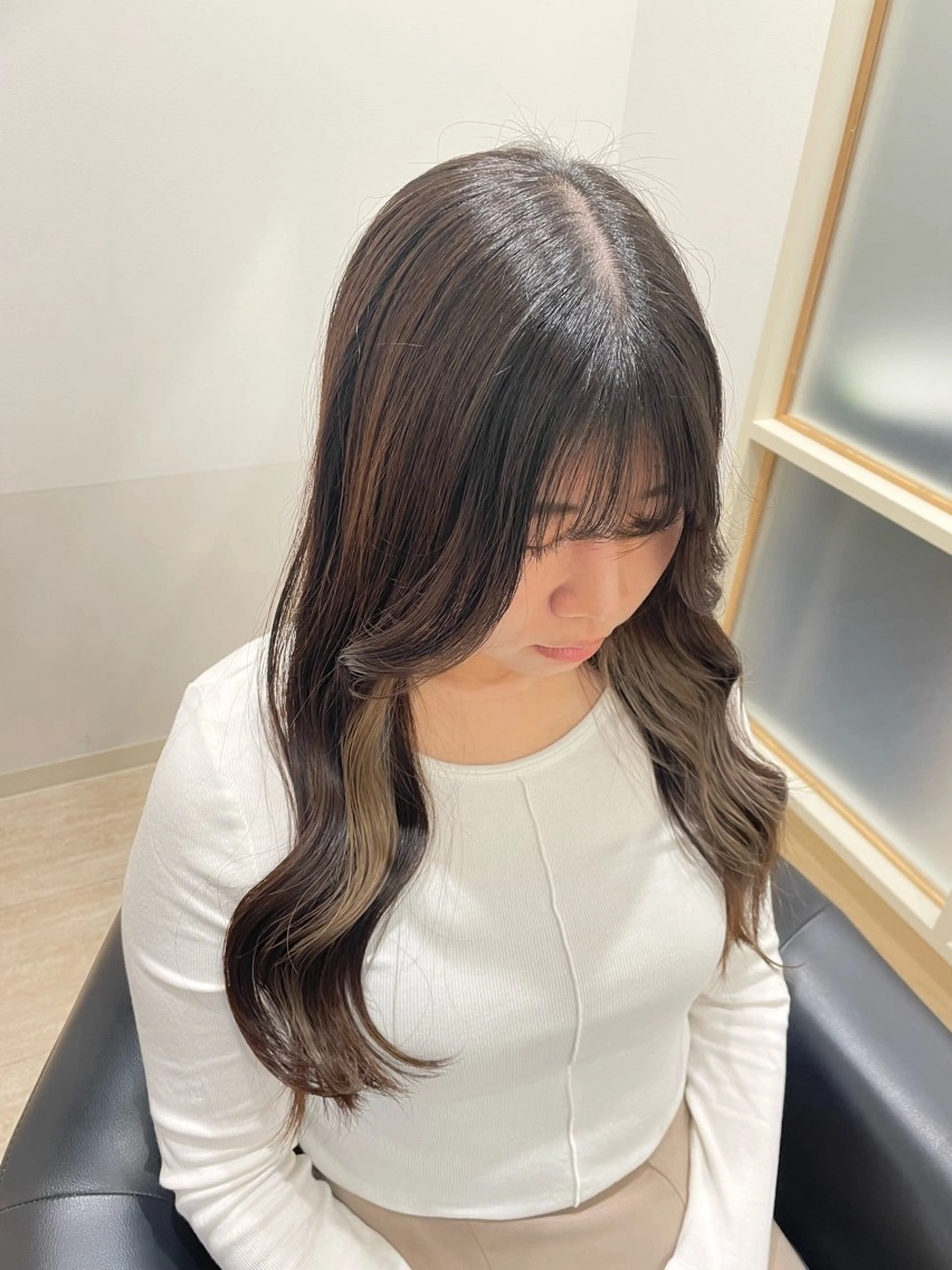 ロング カラー 韓国風ヘア カット ヘアカラー トリートメント 川面 皓平のヘアスタイル