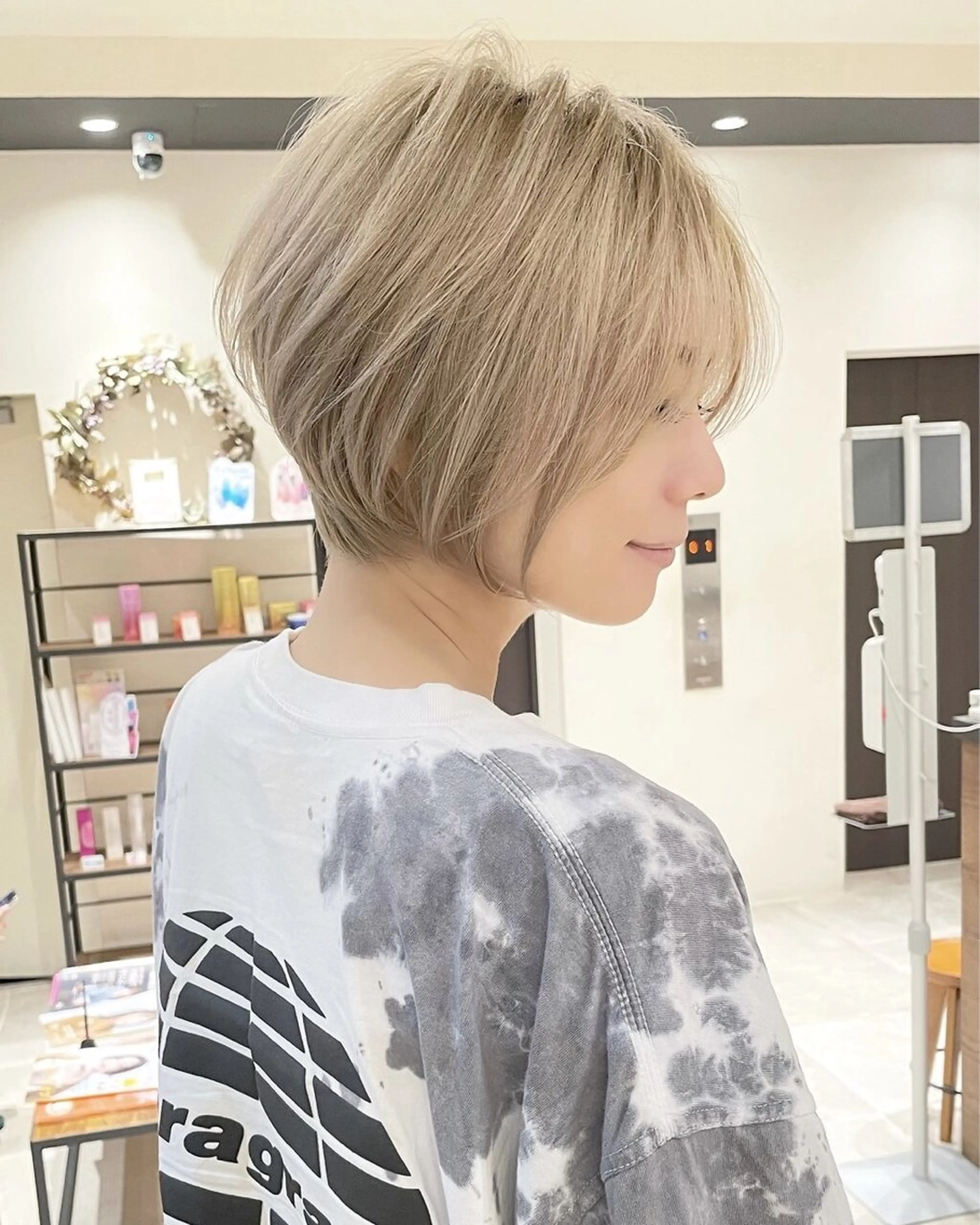 ショート カラー カット ヘアカラー 🫧安野祥華 銀座大人ショート🫧のヘアスタイル