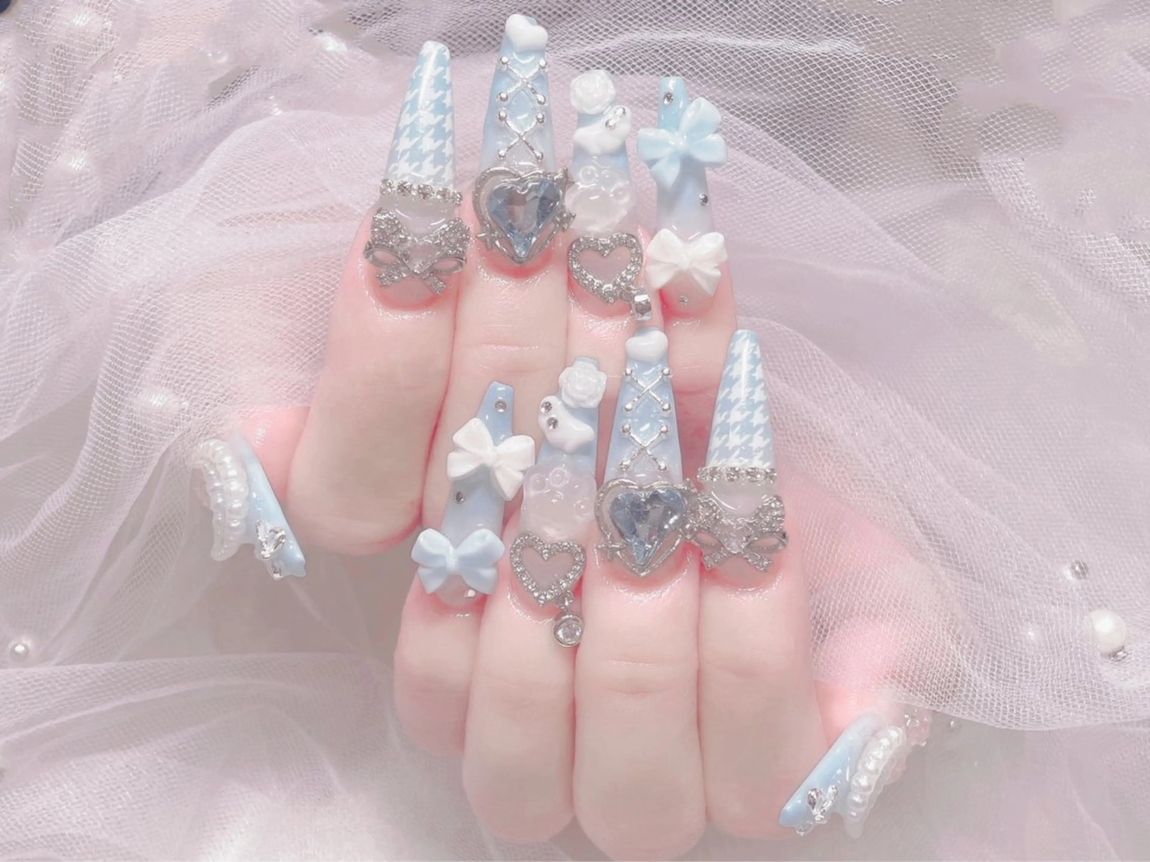 ネイル LuLuネイルサロンMio所属・Mi oのネイルデザイン