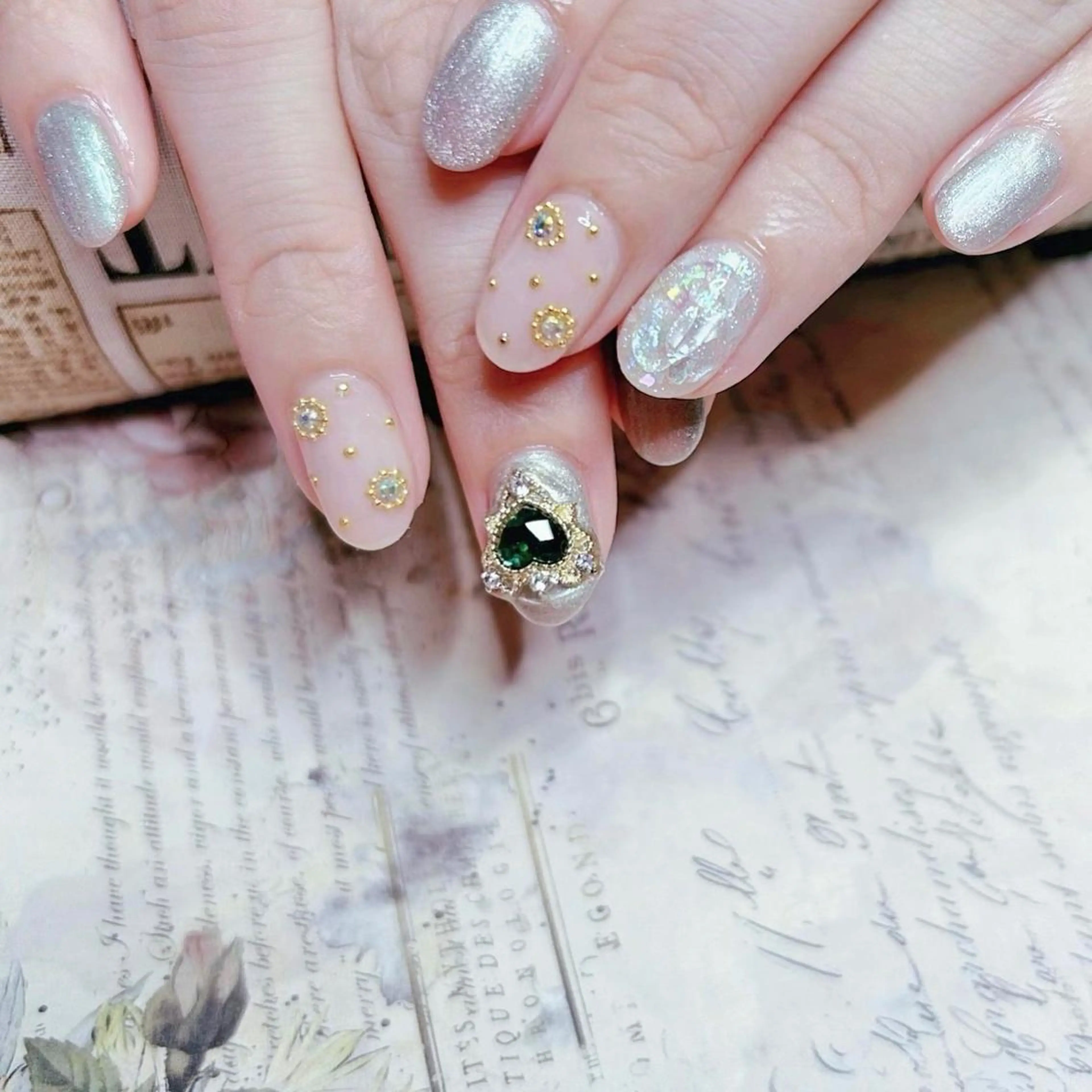 ネイル ハンドネイル NOIROUGE所属・NOI ROUGEのネイルデザイン