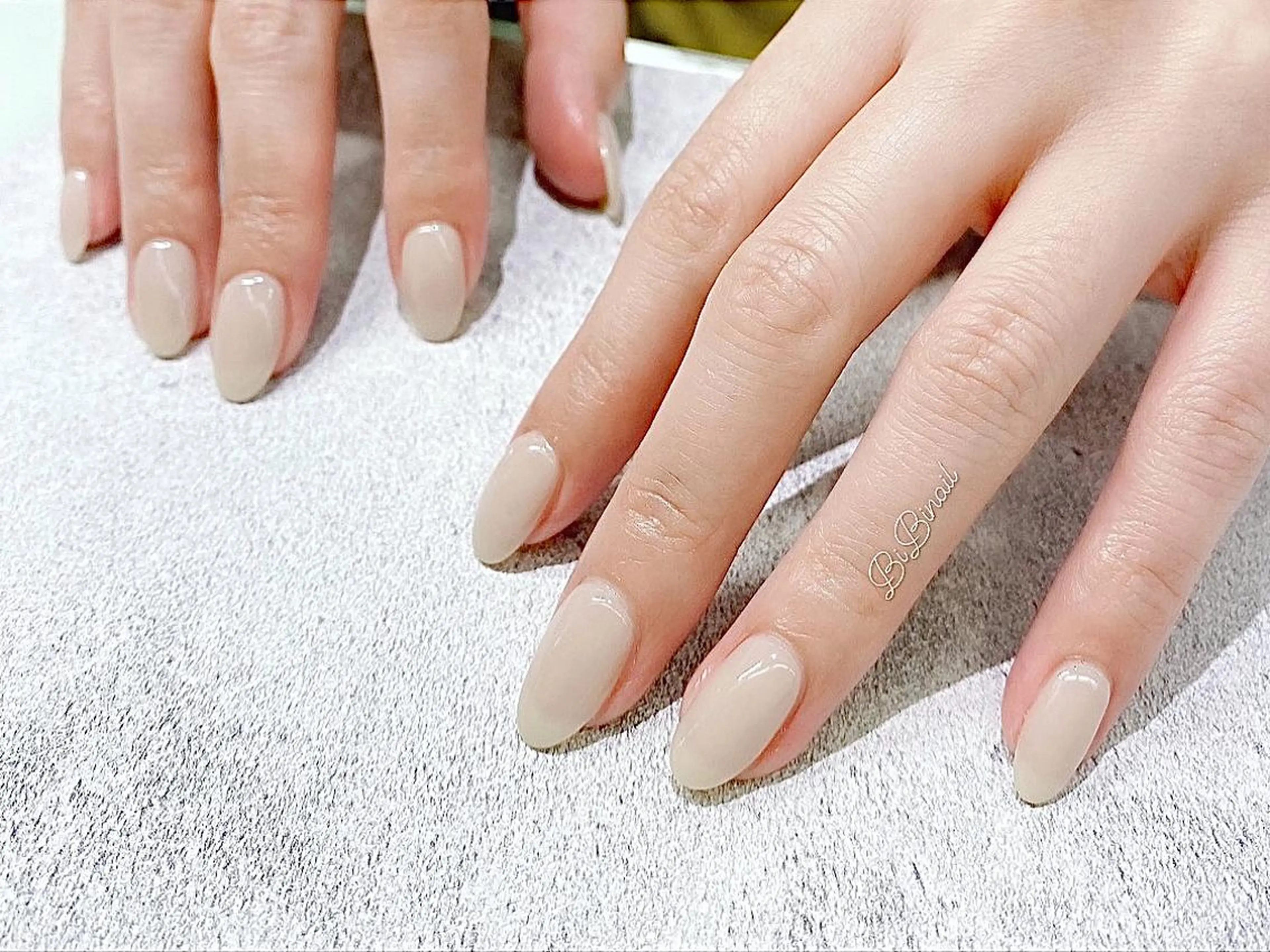 ネイル ハンドネイル purple hair design所属・Sumi Tomoのネイルデザイン