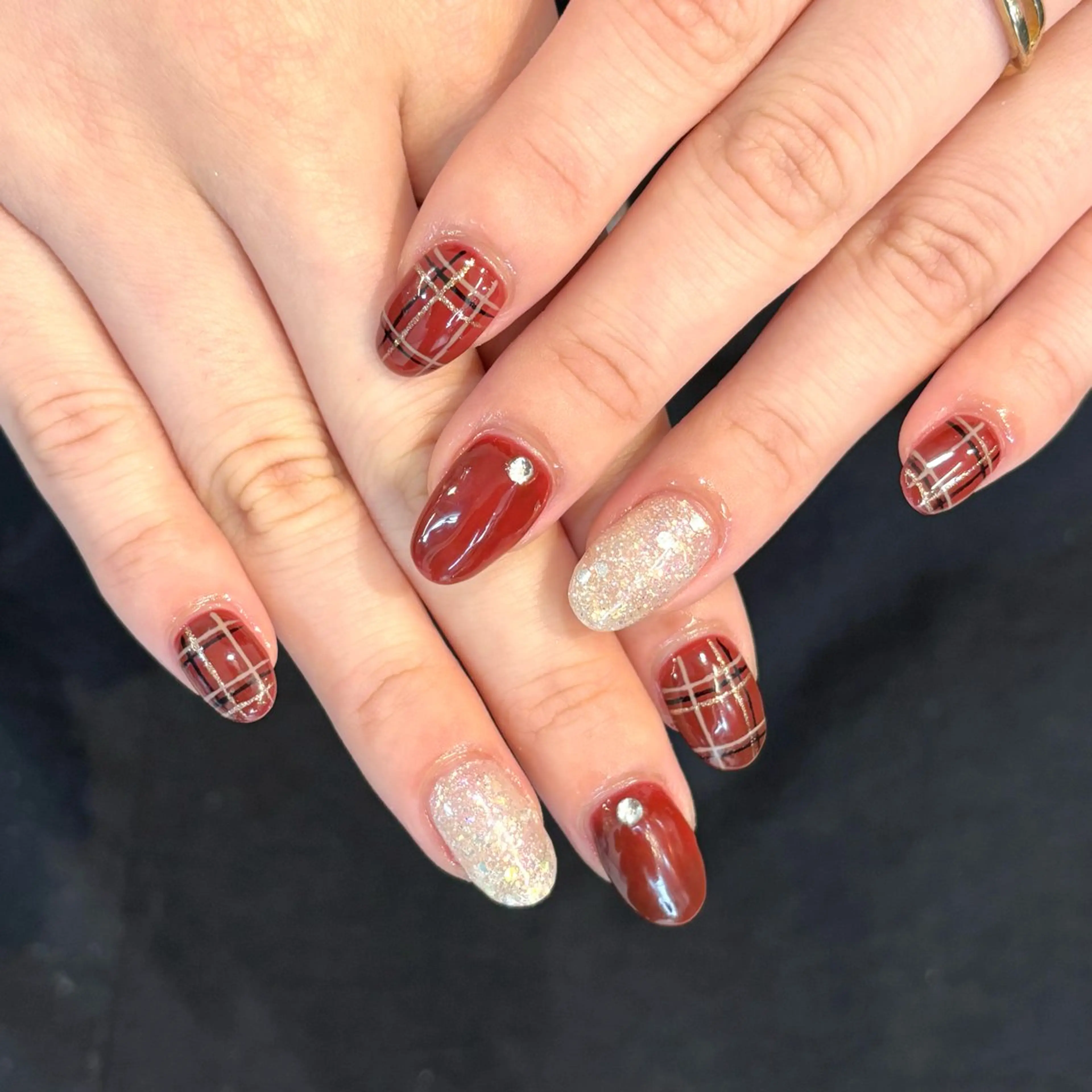 ネイル ボルドー ジェルネイル ラメ(グリッター) ハンドネイル Chipie_ ayanoのネイルデザイン