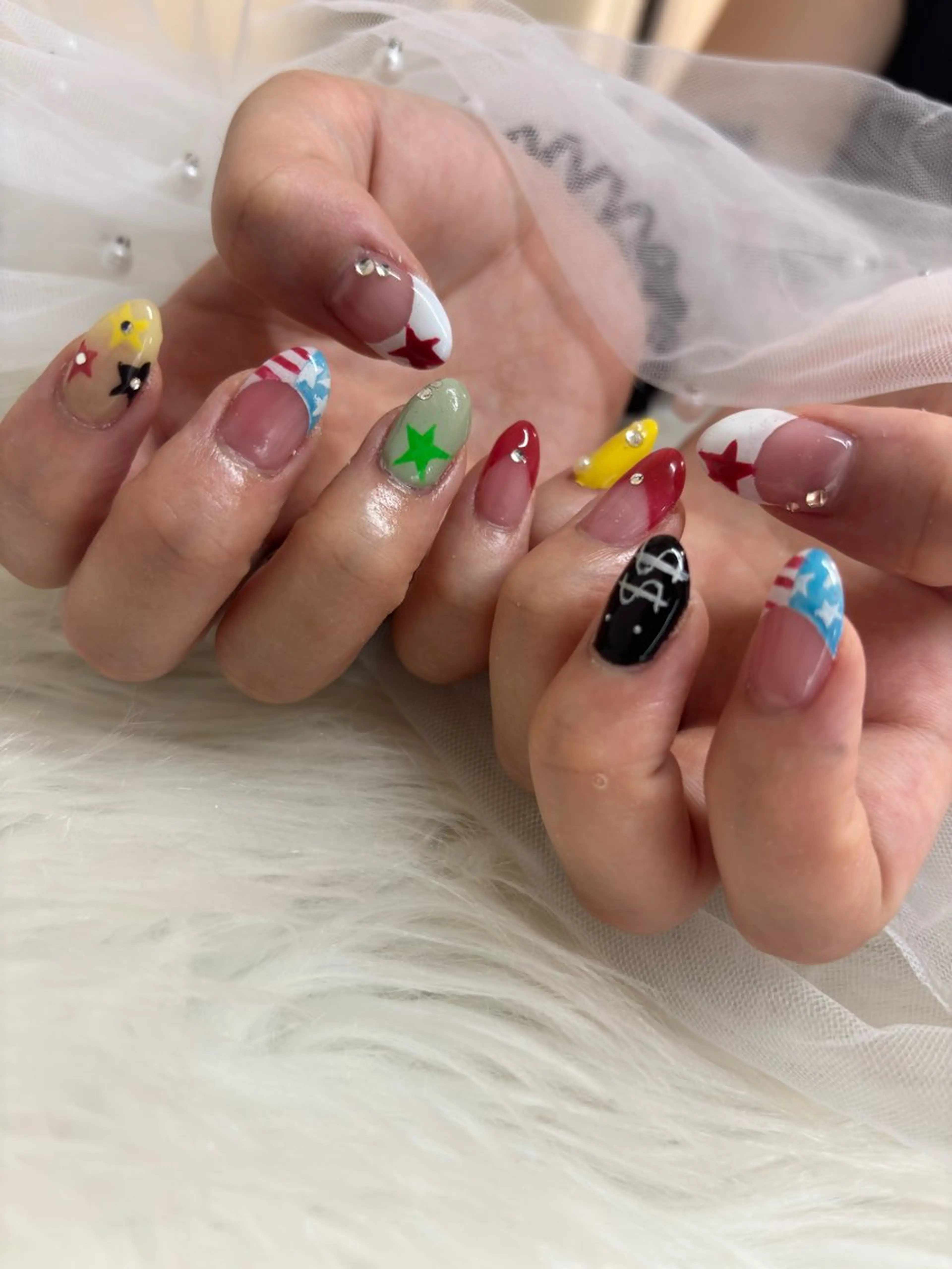 ネイル ハンドネイル PLATA 未来のネイルデザイン