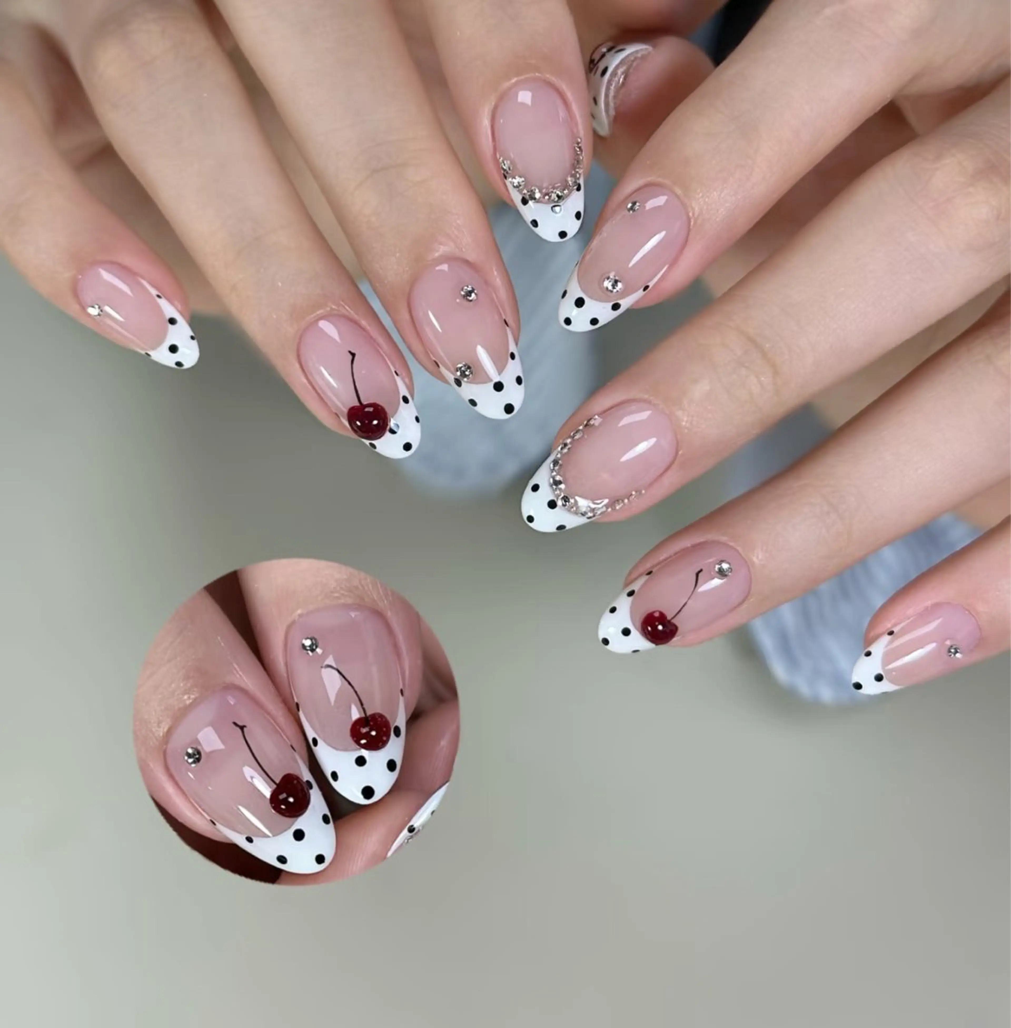 ネイル フットネイル フレンチネイル グラデーション ハート 韓国ネイル ハンドネイル Lynn_ Nailのネイルデザイン