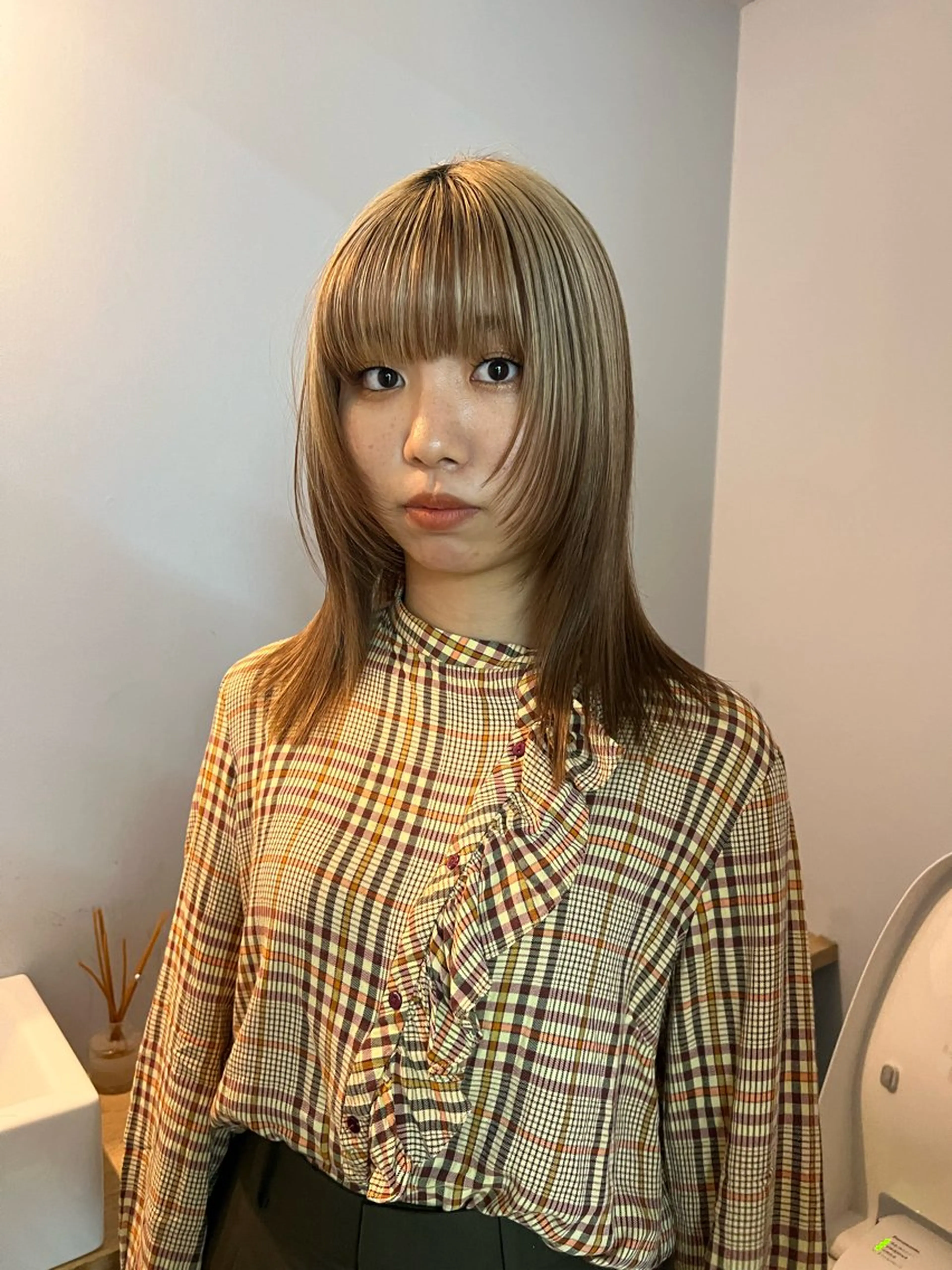 ミディアム 顔周りカット 舟橋耀/ブリーチカラ ー/レイヤーカットのヘアスタイル