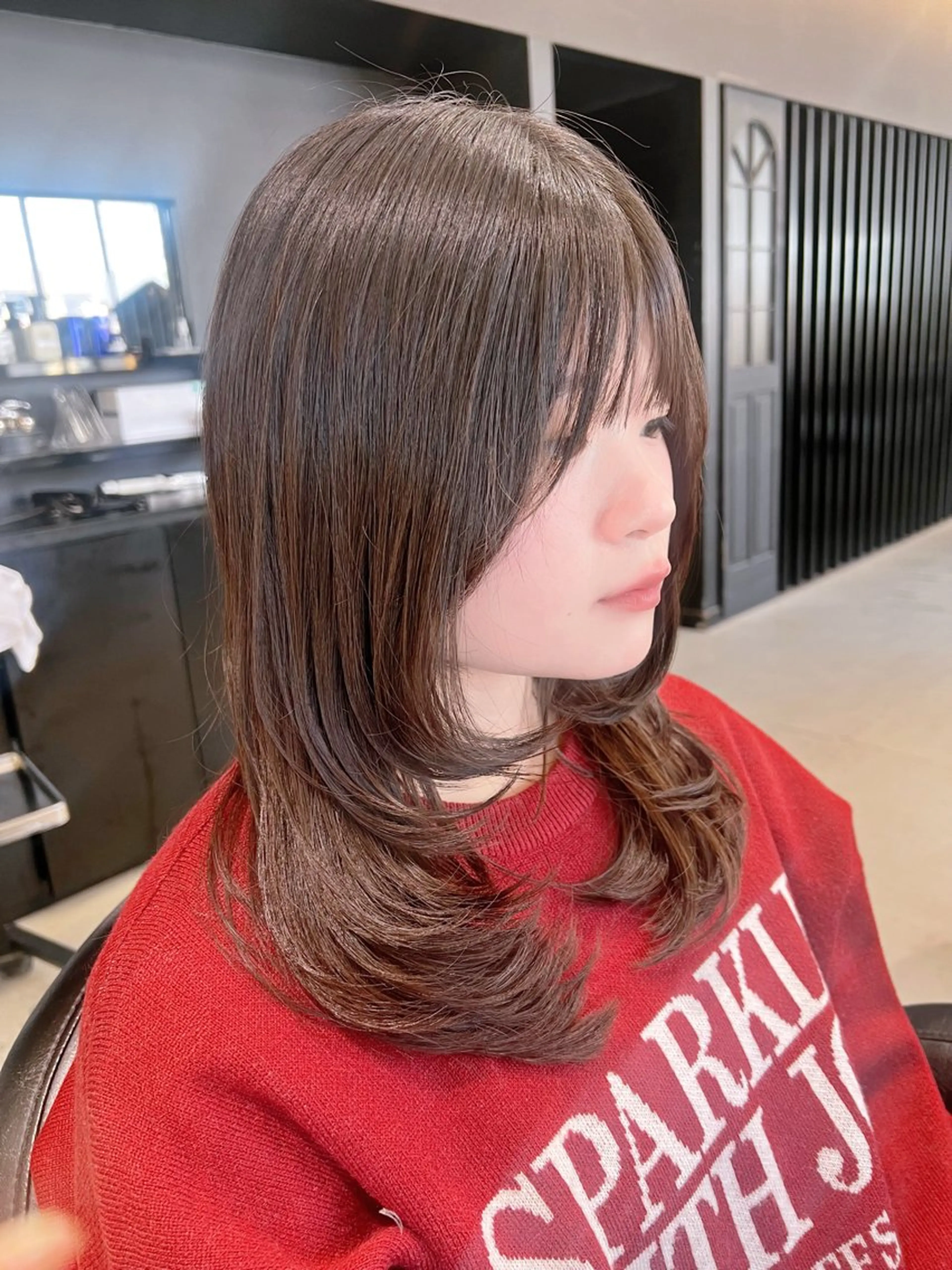 セミロング 顔周りカット 韓国風ヘア レイヤーカット 韓国風顔まわり/ベー ジュ/マツエク♡美咲のヘアスタイル