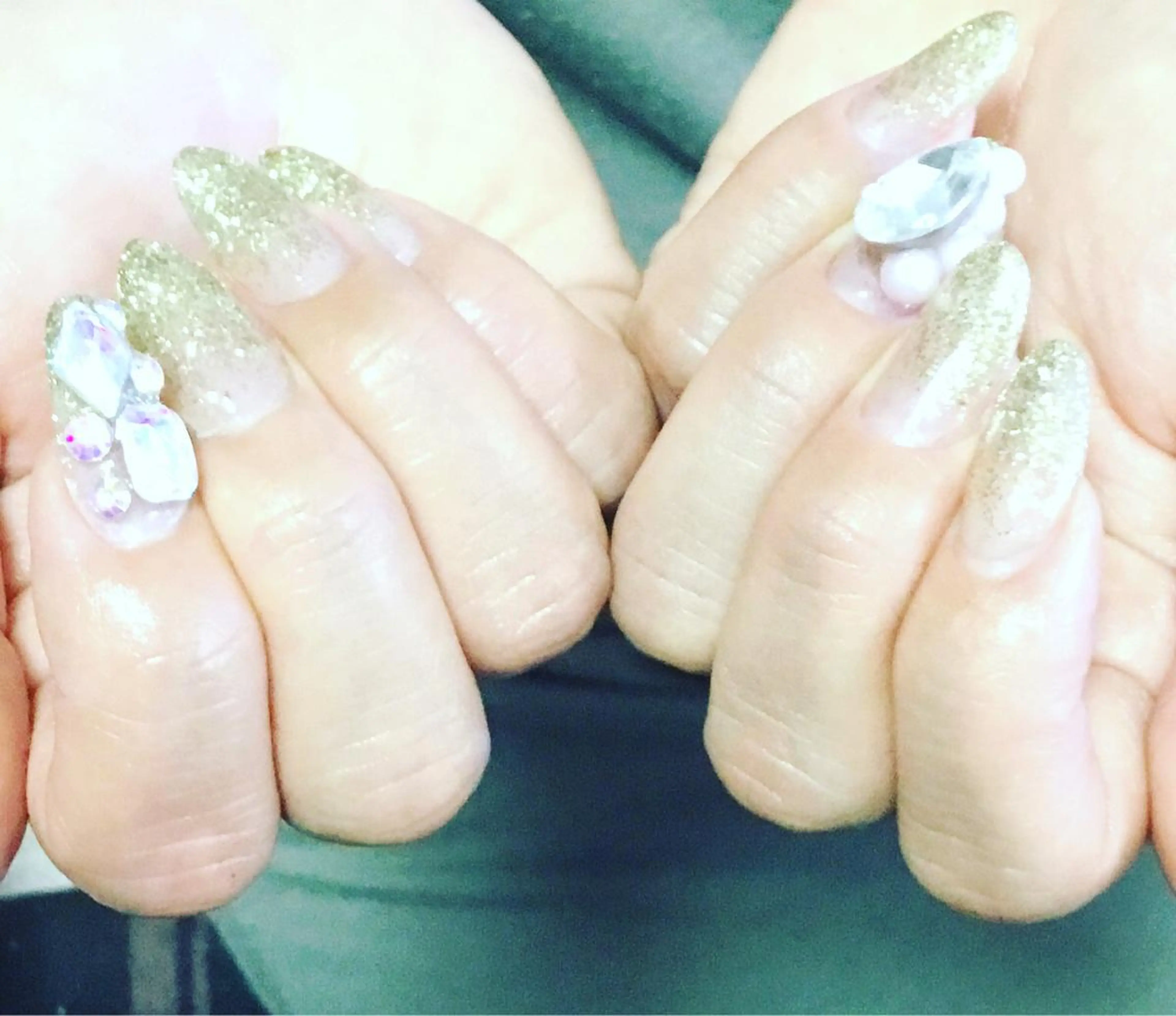 ネイル e.nail所属・和賀井 恵理のネイルデザイン