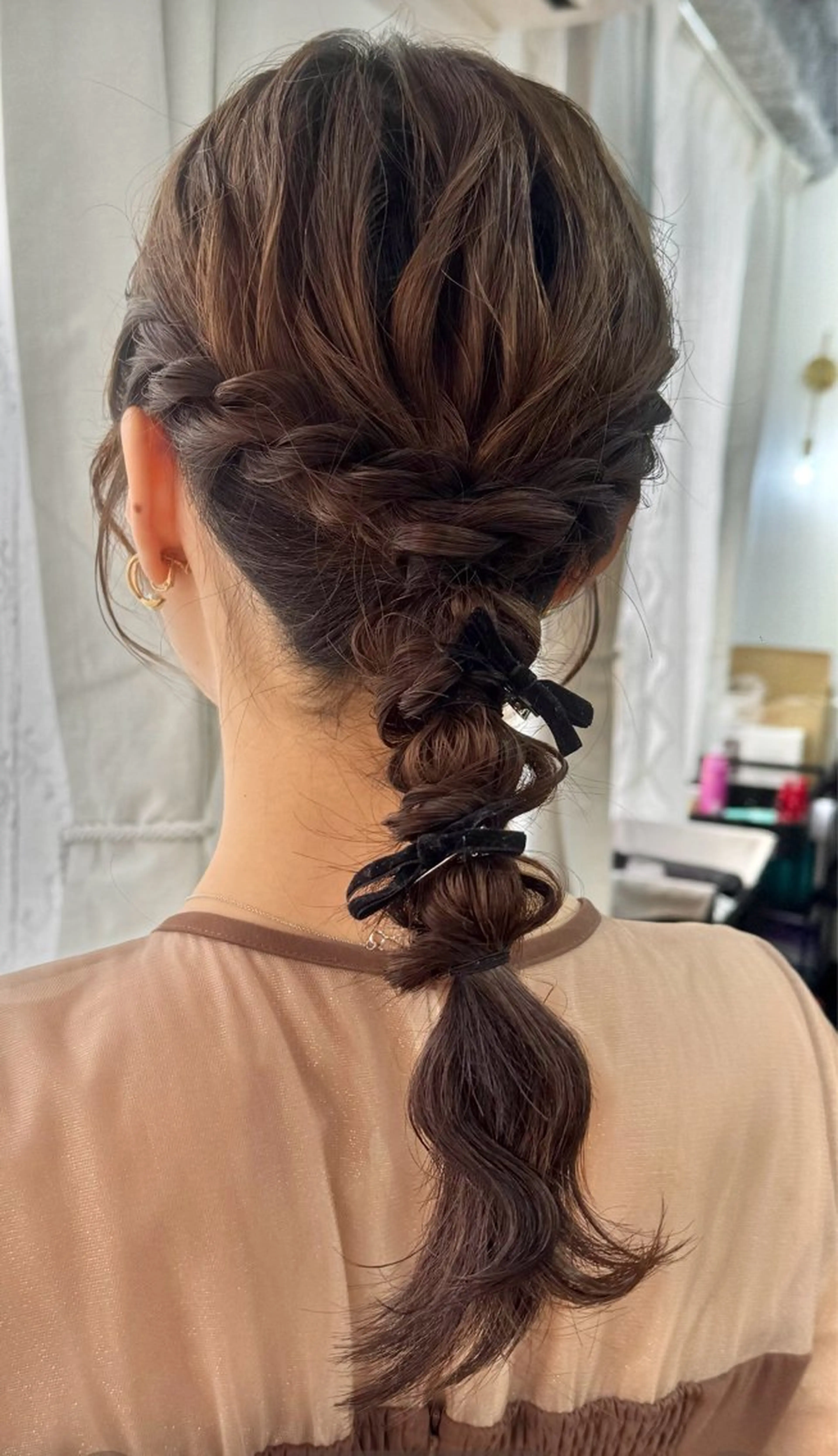 ミディアム 島崎 穂乃香のヘアスタイル