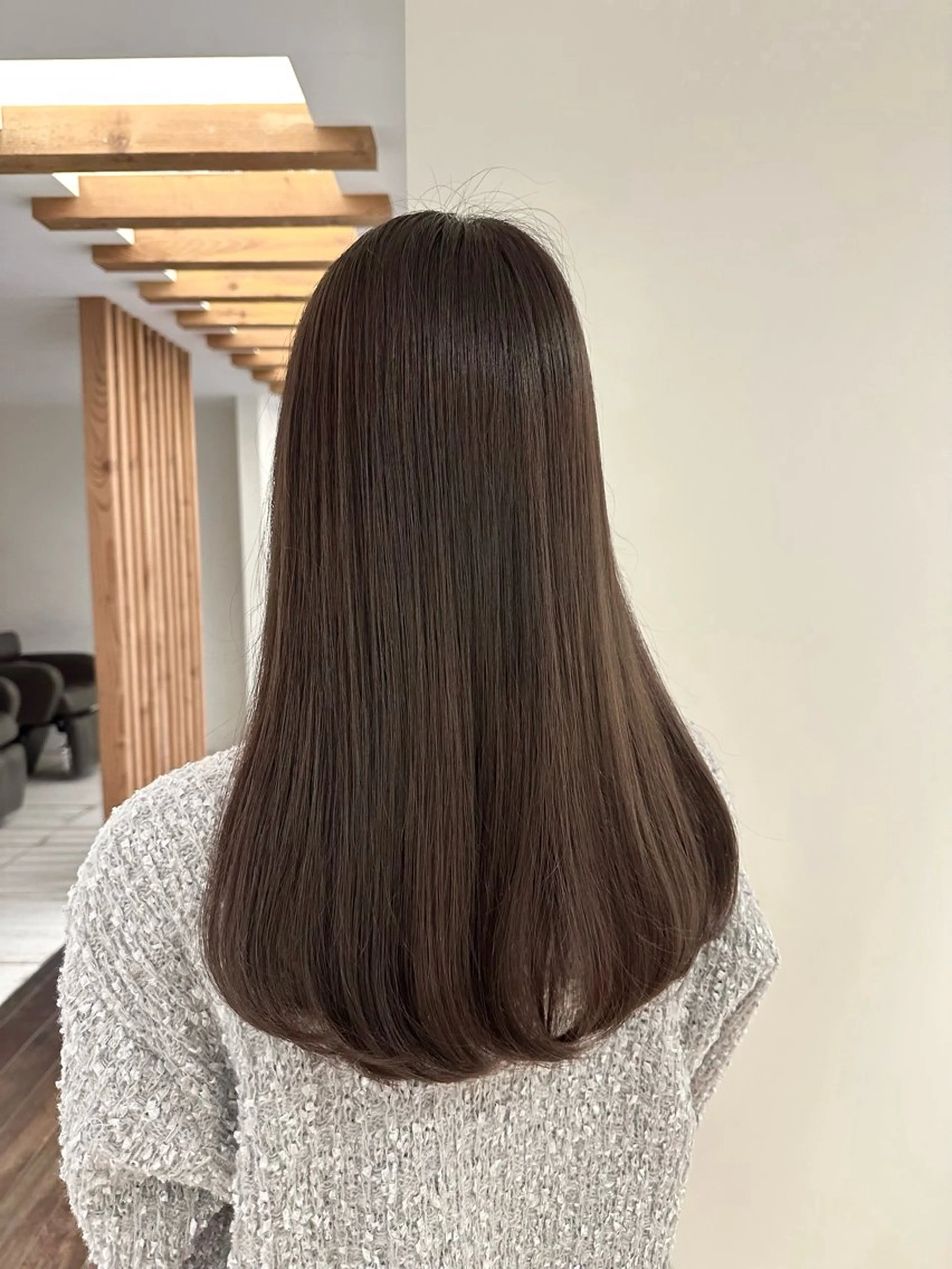 ロング 縮毛矯正 安丸 結夏のヘアスタイル