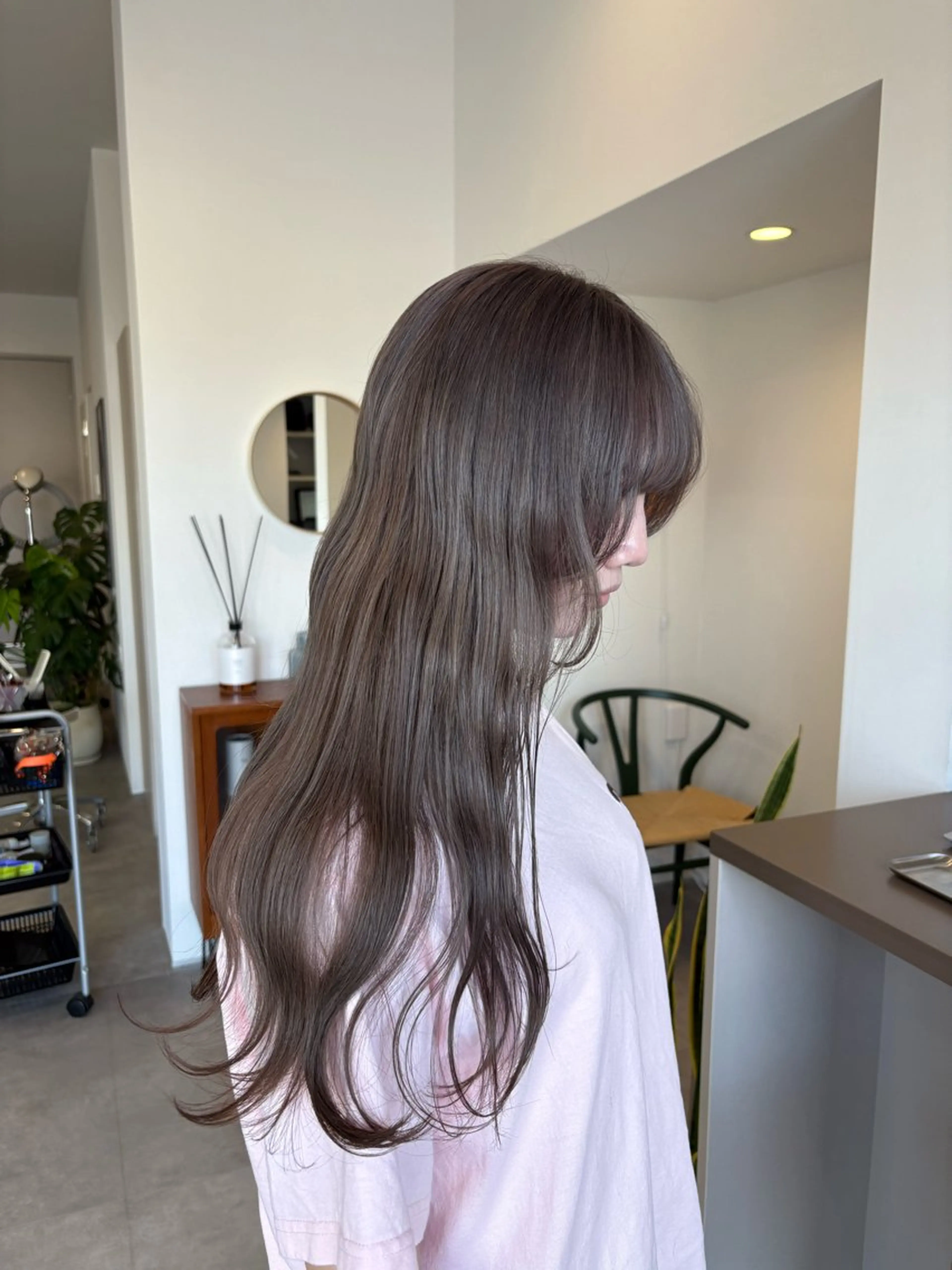 ロング カラー YUEN イシイ アミのヘアスタイル