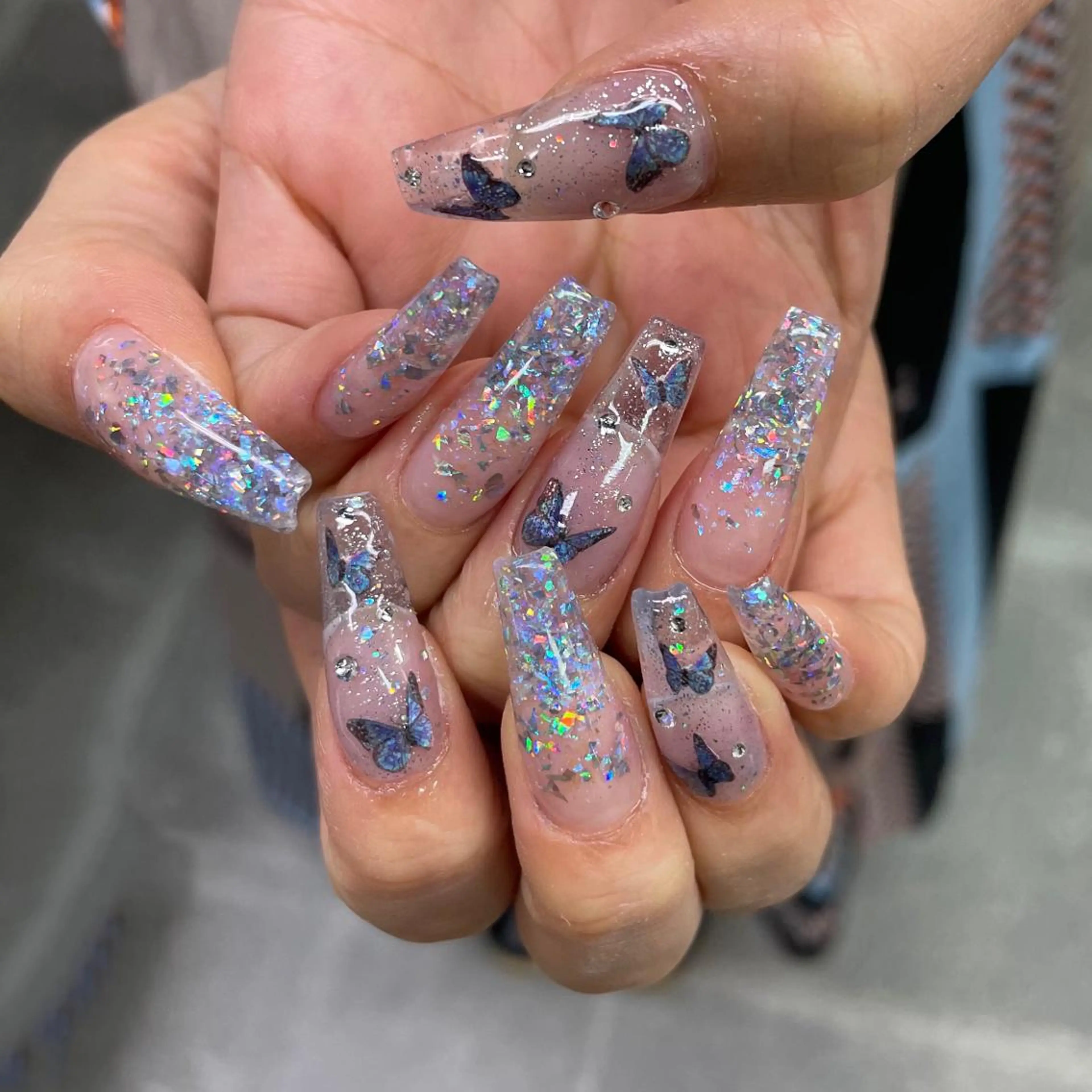 ネイル nailstudio eviz新宿店のネイルデザイン