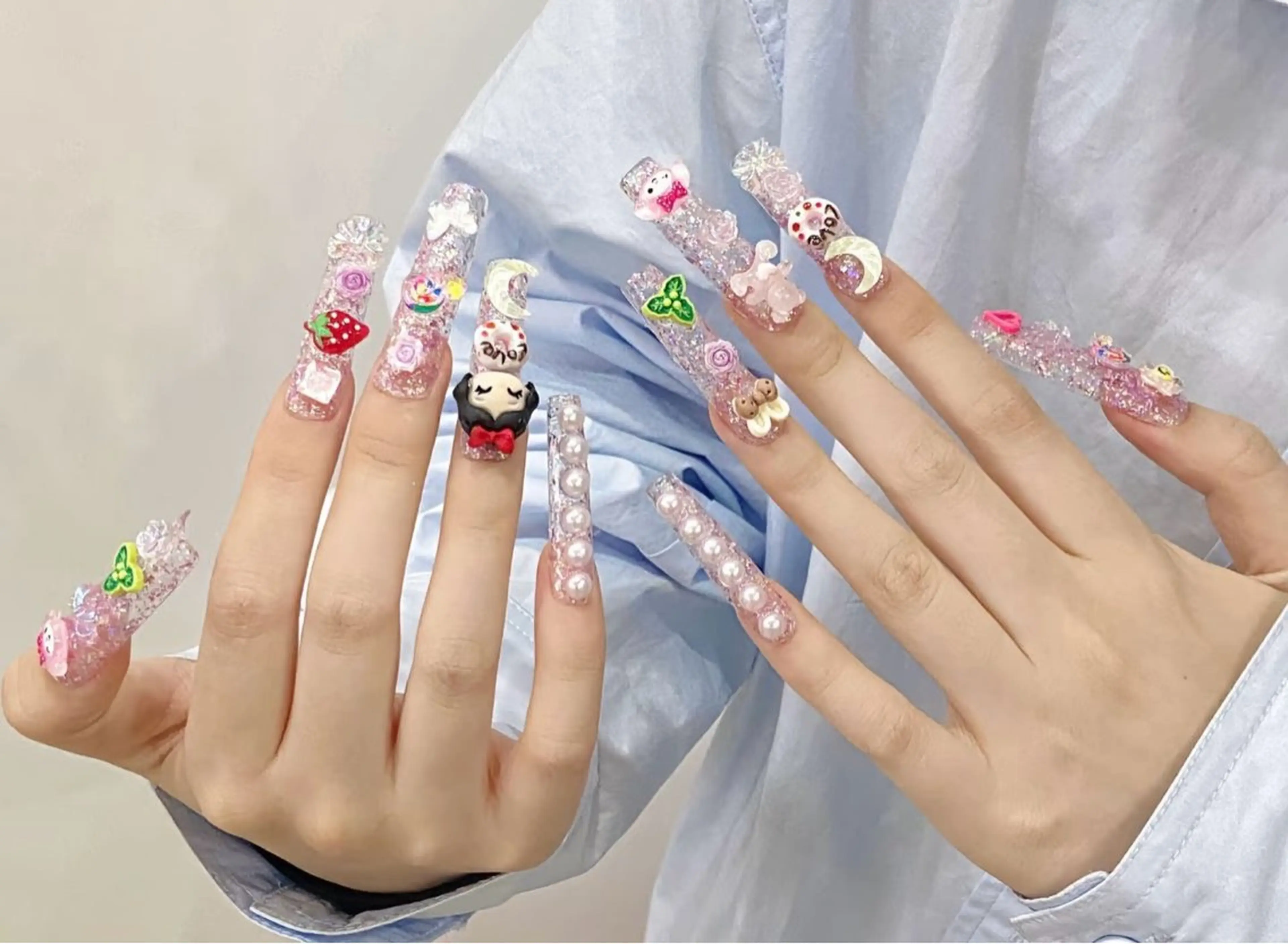 ネイル hello.nail所属・Horie 雪のネイルデザイン