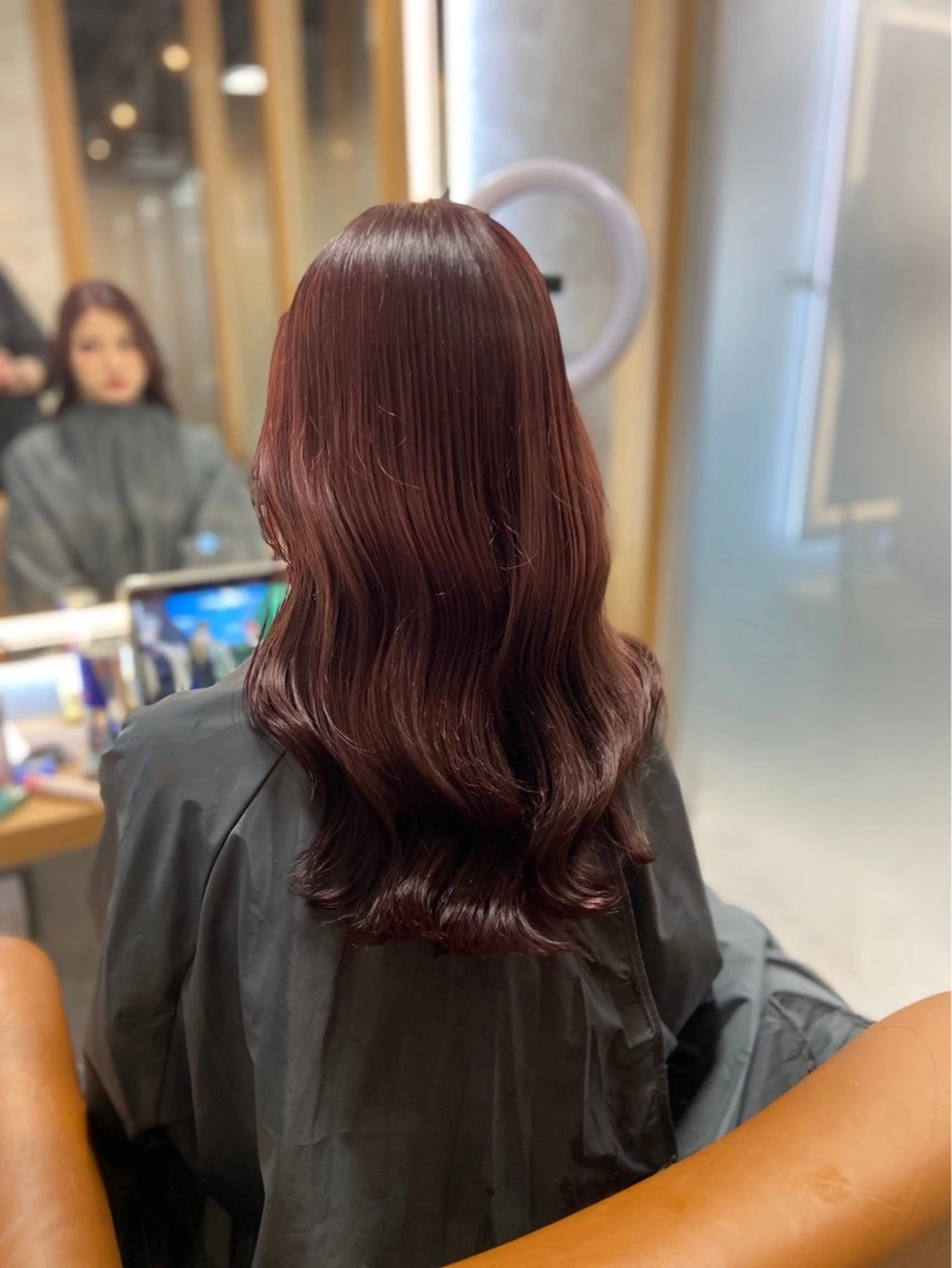 ロング カラー ブラウンカラー レッドカラー レッドブラウン ヘアカラー トリートメント ヘッドスパ ヘアセット 淡色/ワンホンヘア 🤍MINORIのヘアスタイル