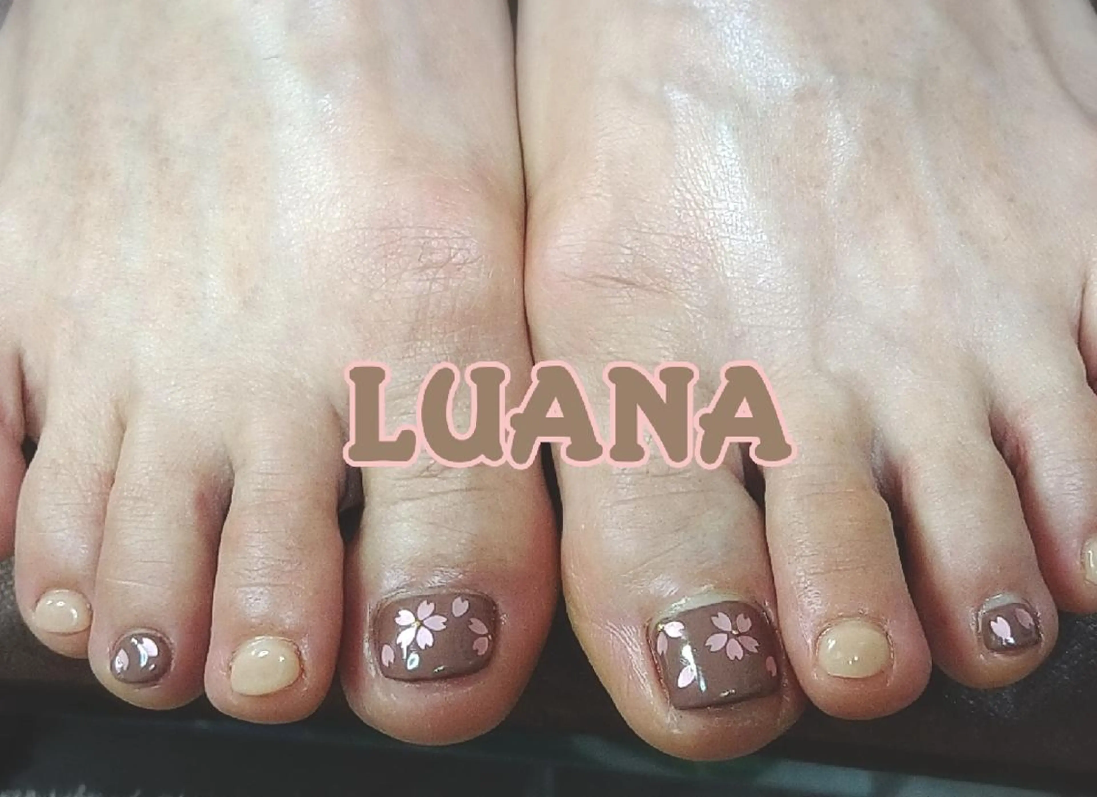 ネイル LUANA  TAKAHASHIのネイルデザイン