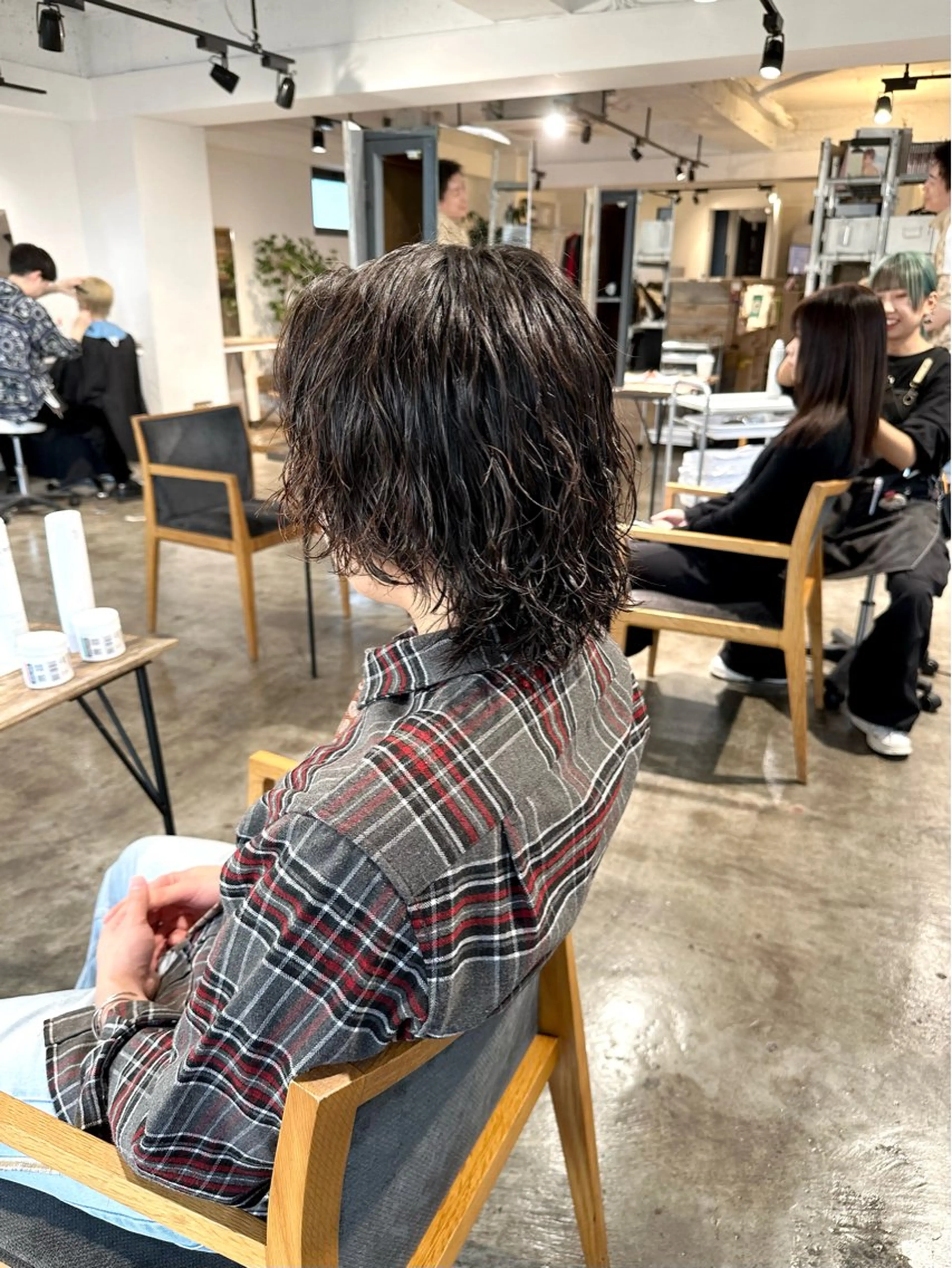メンズ センターパート マッシュウルフ マッシュ メンズパーマ メンズツイストパーマ カット ヘアカラー パーマ トリートメント 骨格補正施術/メンズ 専門美容師/YUYAのヘアスタイル
