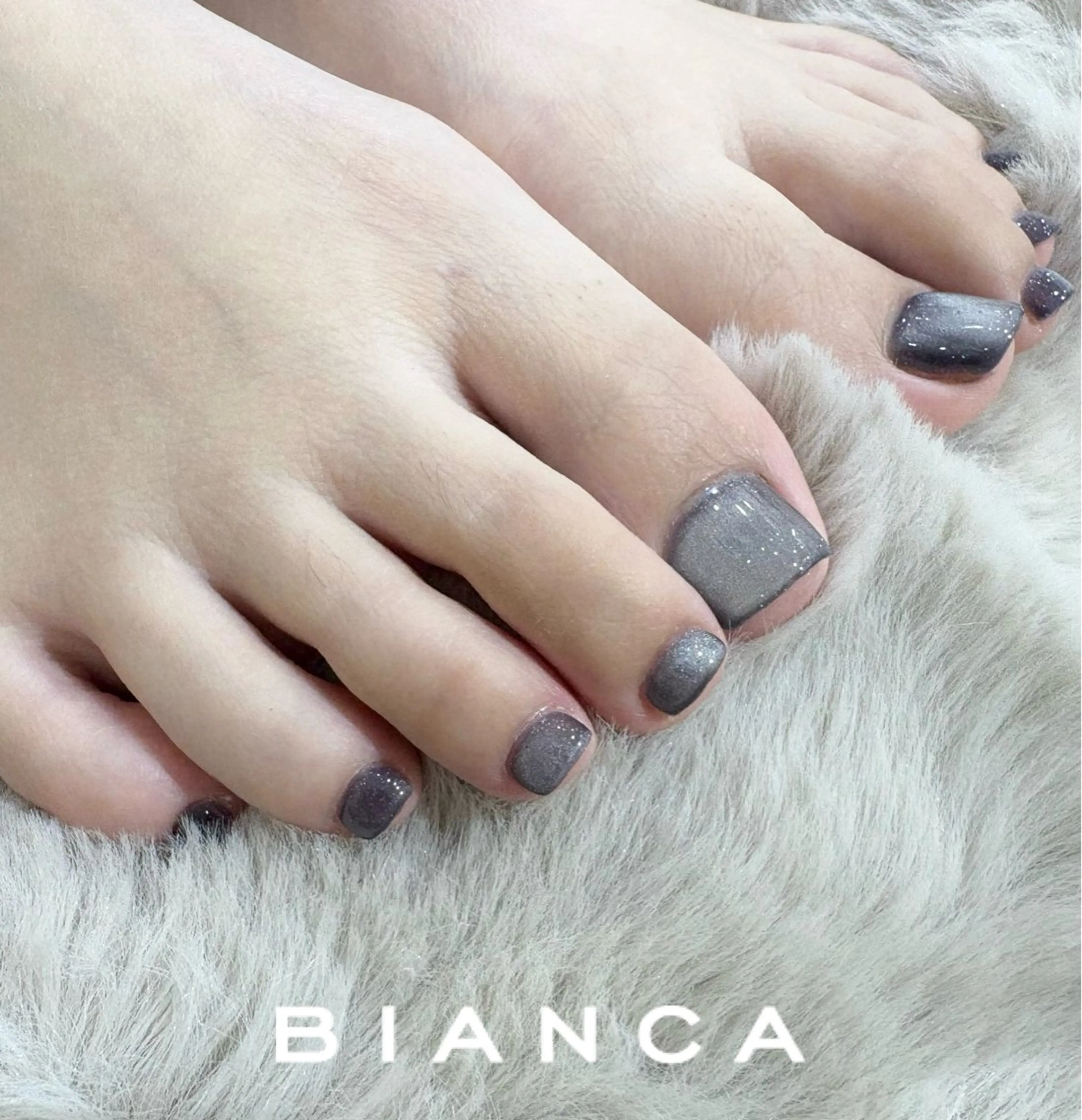 【オフ無し】フット🛼✨マグネットネイル🪄川口/パラジェル変更可🌈の写真