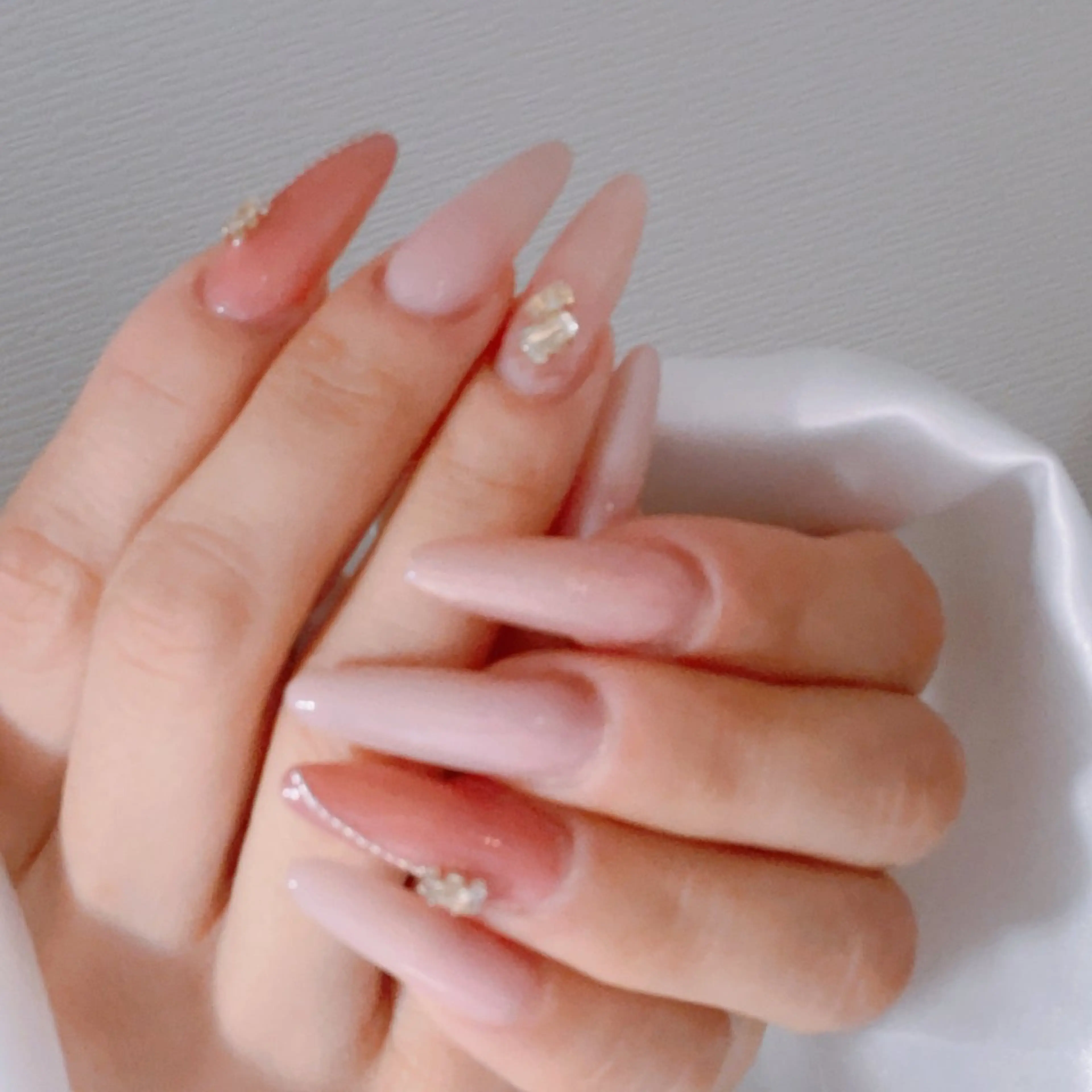 ネイル Éva nail salon所属・Éva nail MARIのネイルデザイン