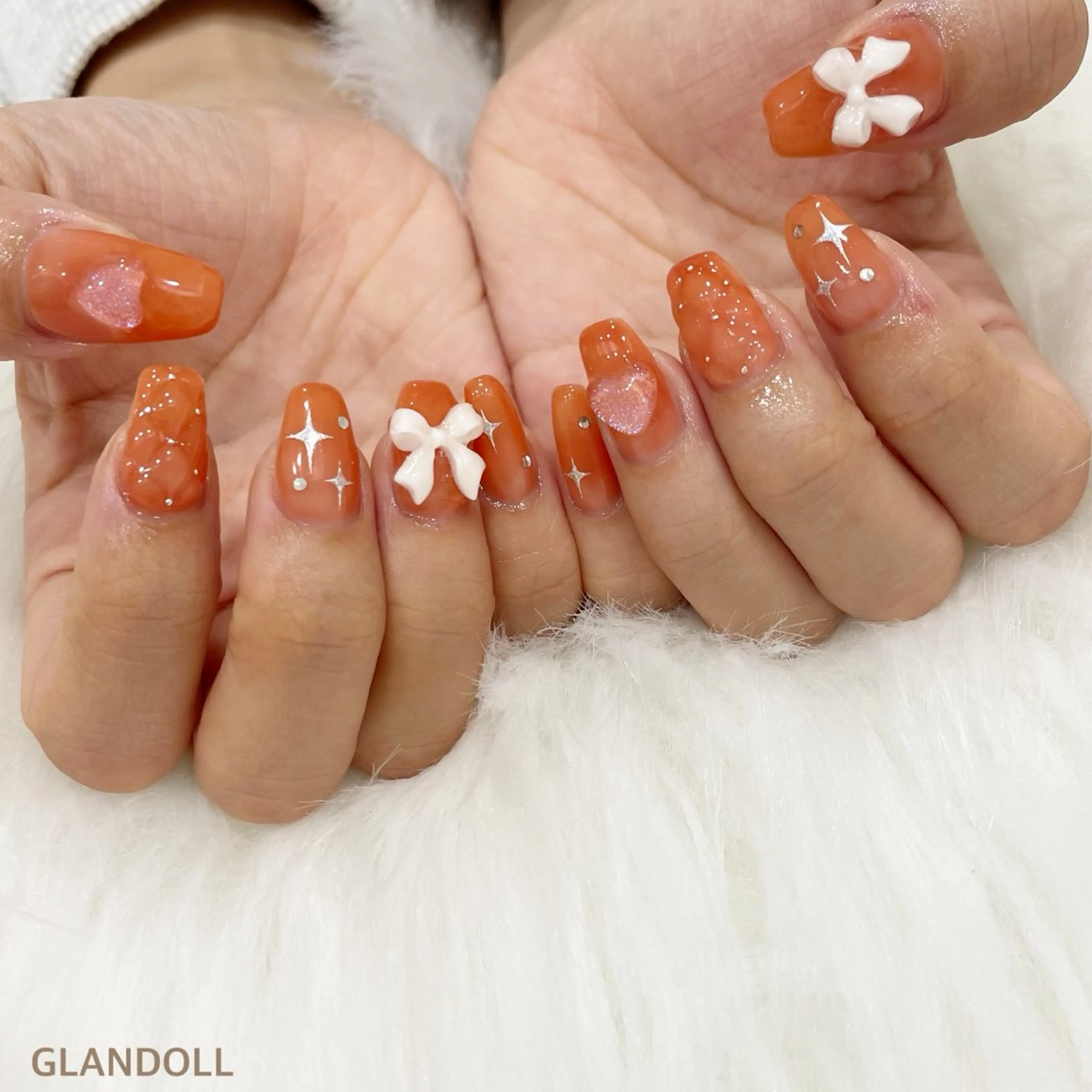 ネイル ハンドネイル GLANDOLL YURIのネイルデザイン