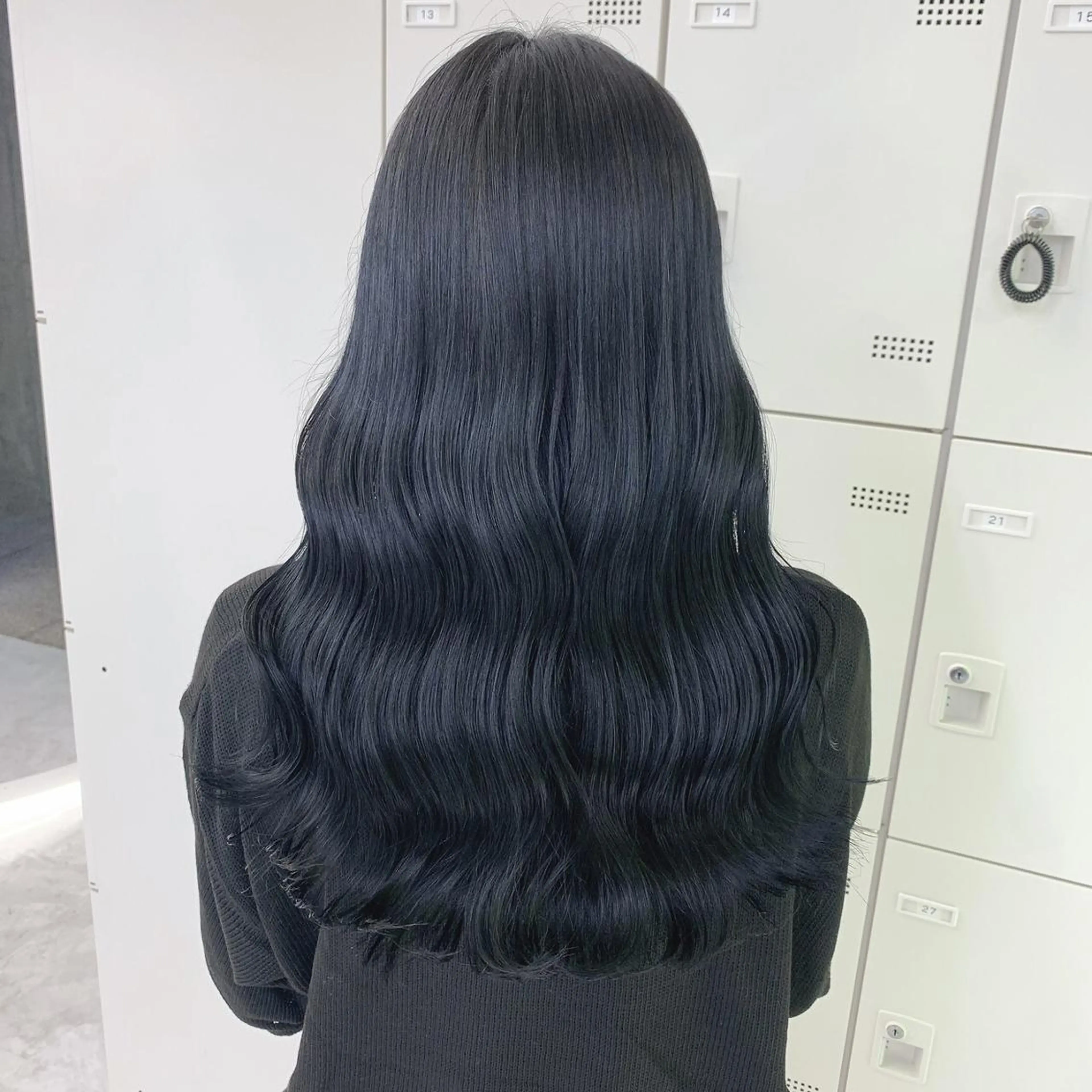 ロング カラー 韓国アイドル🤍ブリ ーチカラー🤍わかなのヘアスタイル