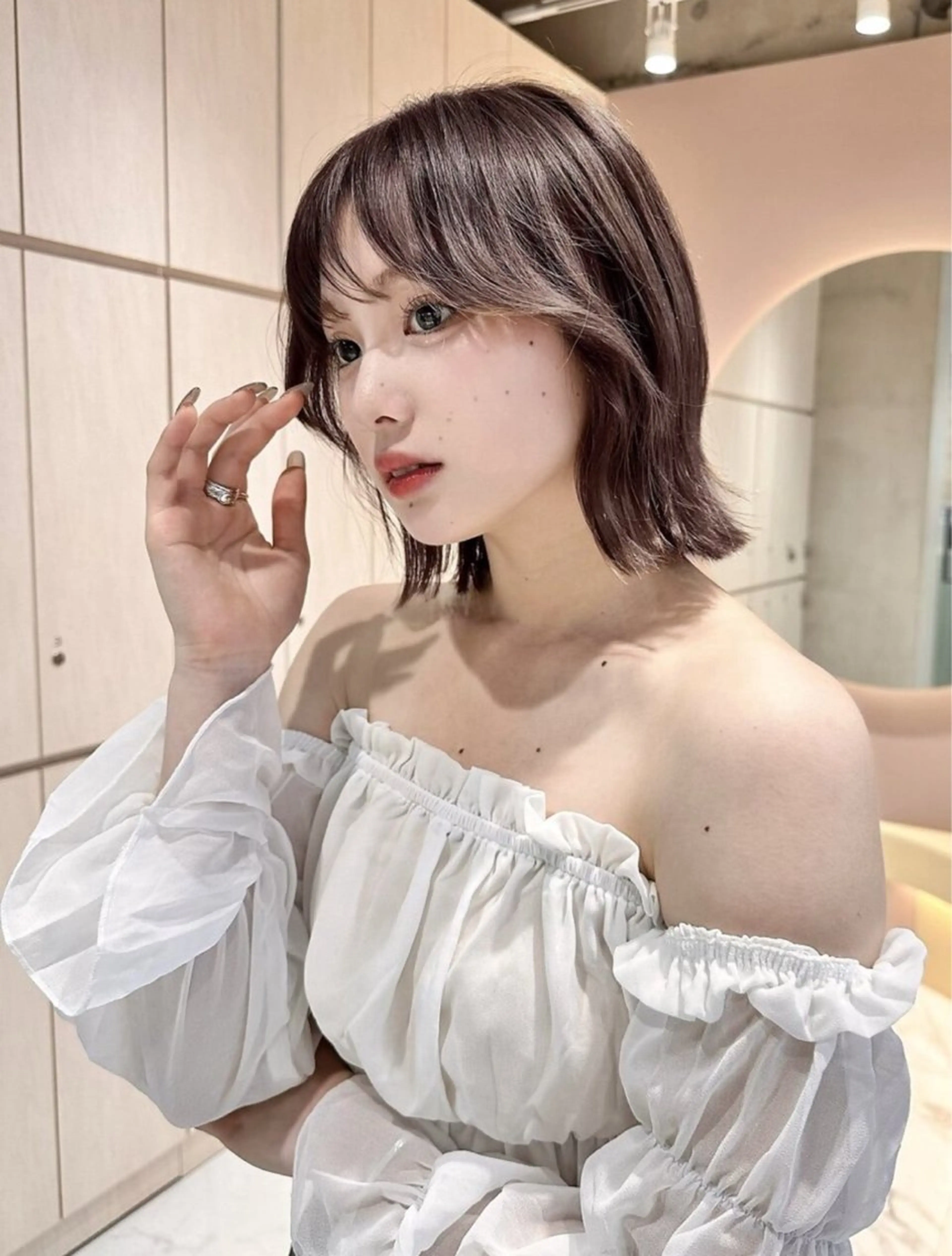 ミディアム 美髪矯正🫧/ 吉田こうすけのヘアスタイル