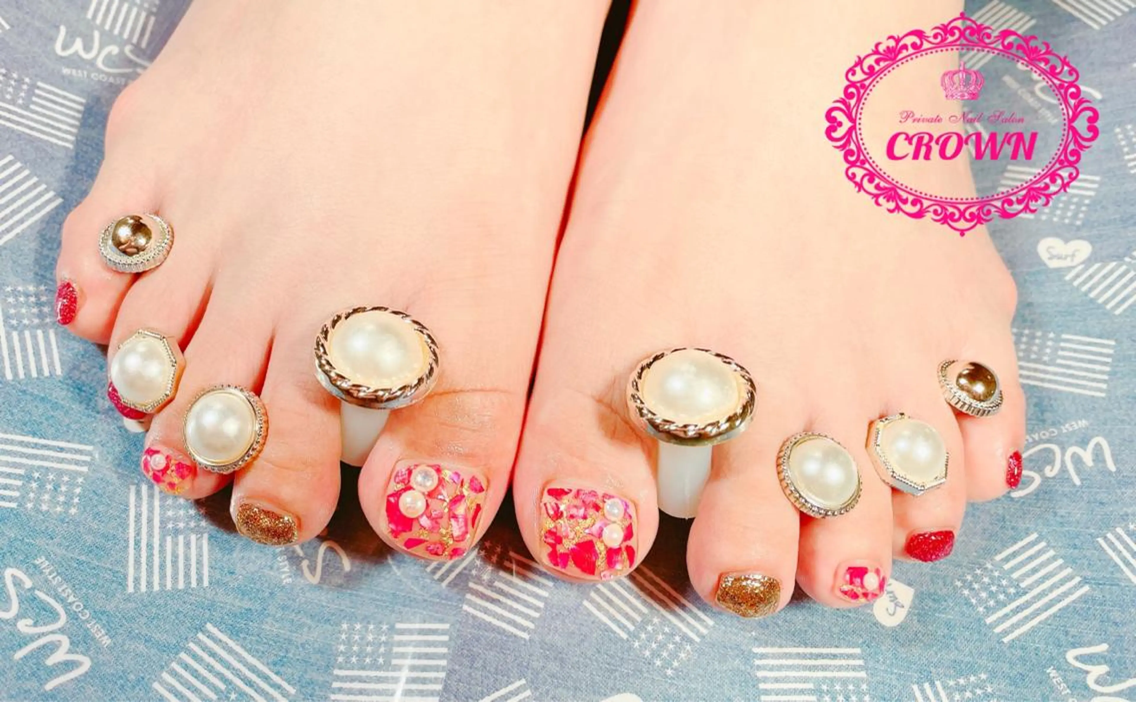 ネイル フットネイル CROWN プライベートサロンのネイルデザイン