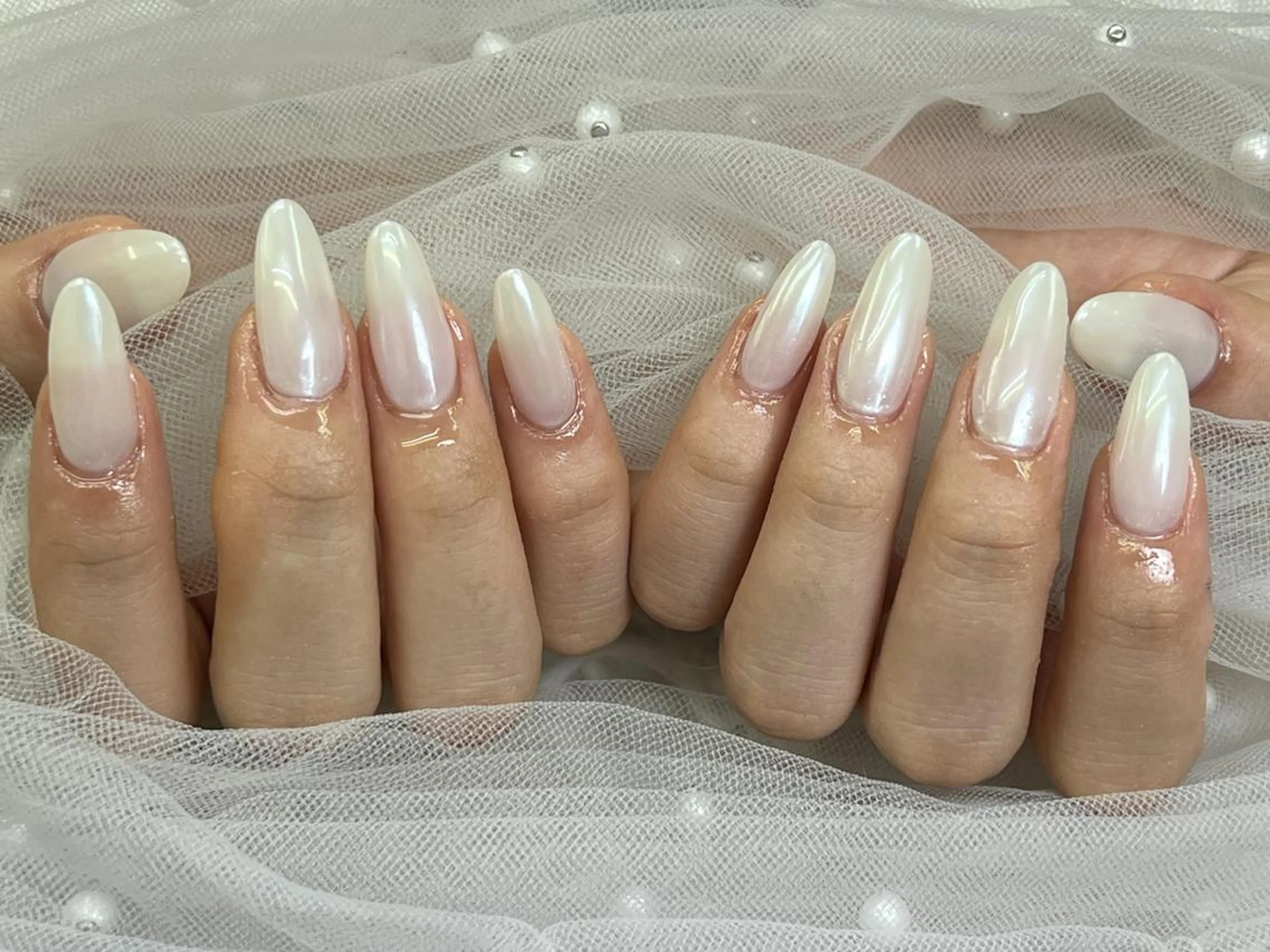 メンズ ネイル メンズ韓国風 アートネイル フレンチネイル ジェルネイル キラキラネイル Bloom kabukiのネイルデザイン