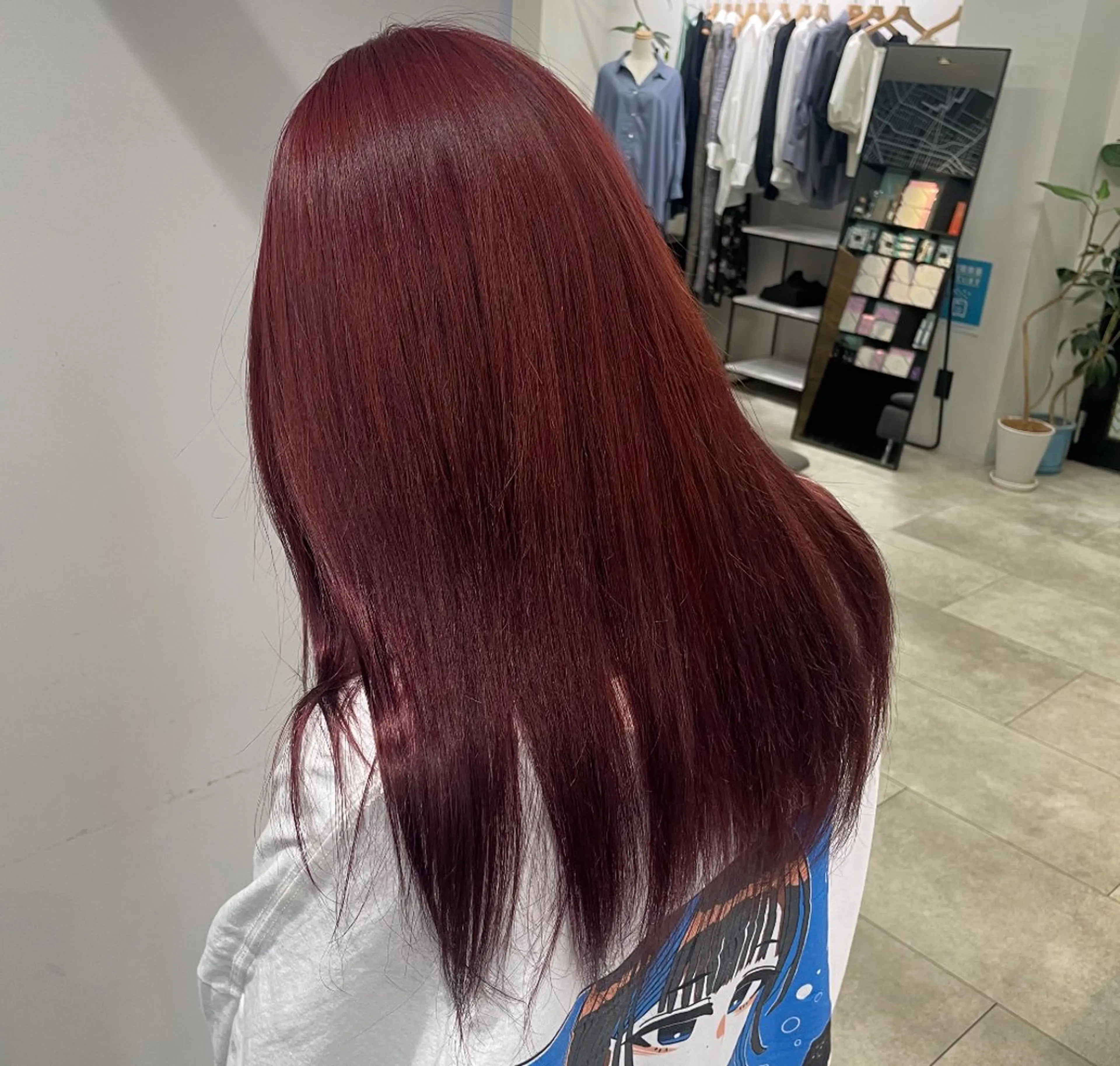 カラー カット ヘアカラー 韓国レイヤー➰北田 陸斗➰コテ巻きパーマのヘアスタイル