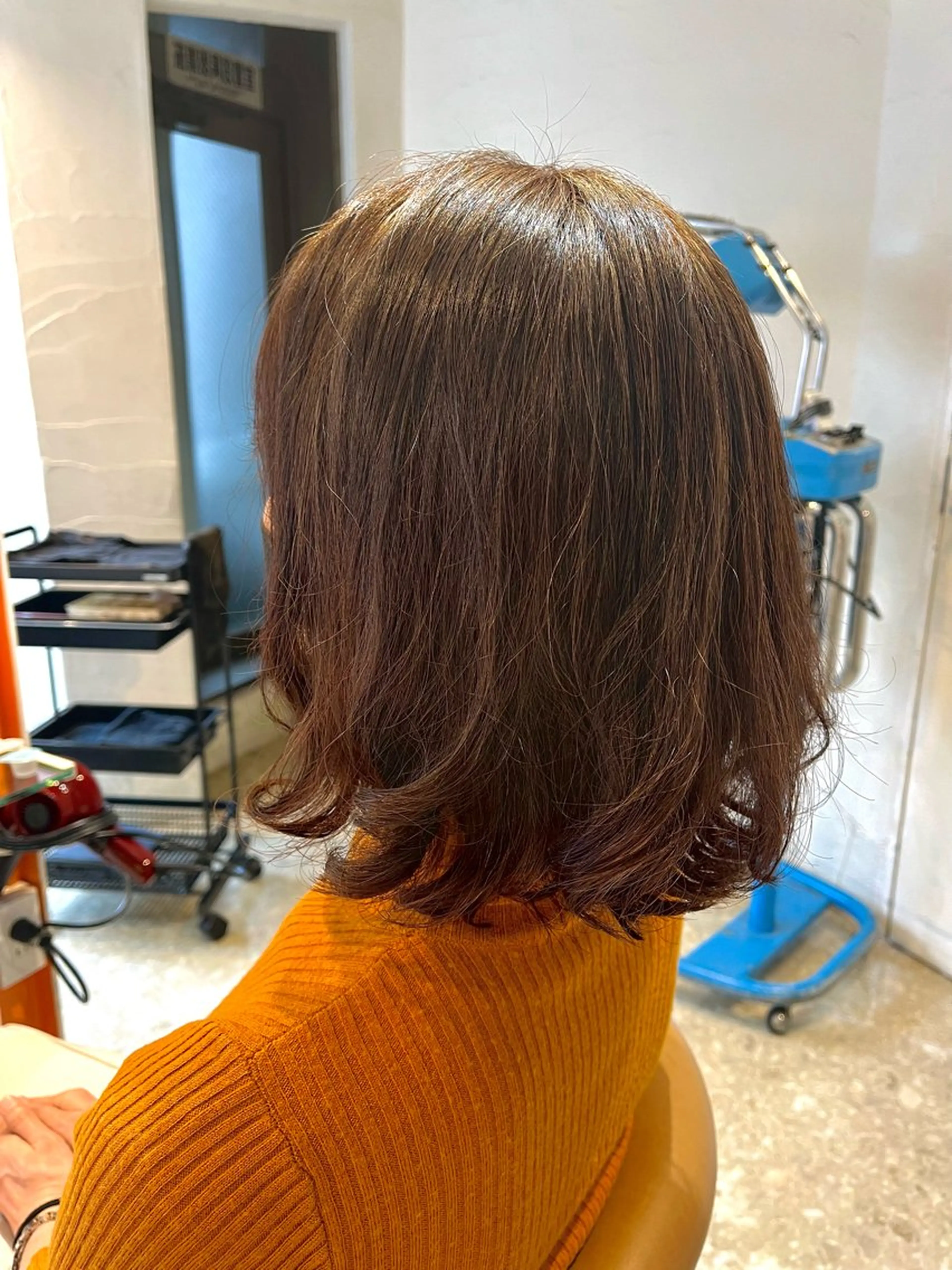 ミディアム パーマ うしだ かおるのヘアスタイル