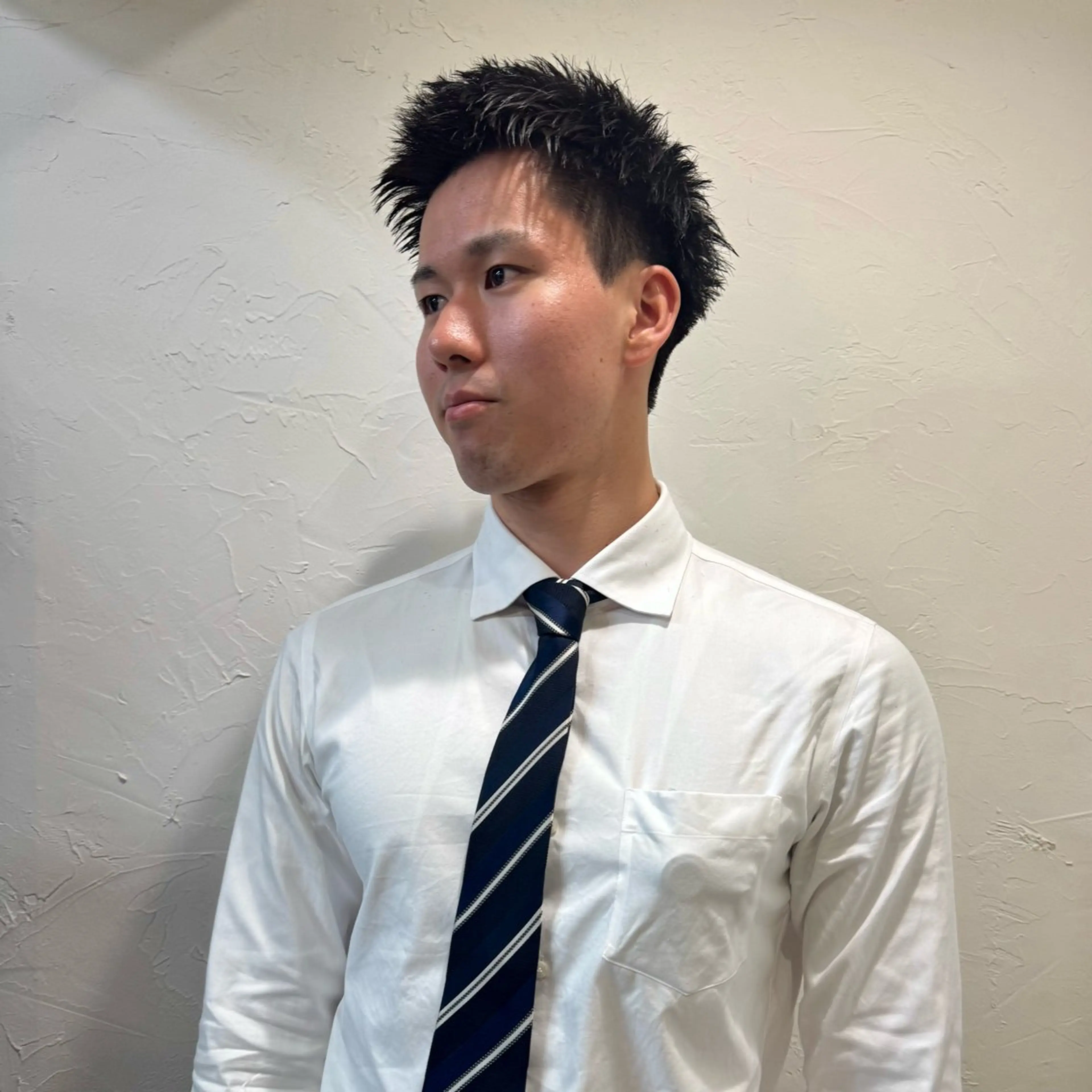 ショート メンズ アップバング メンズ就活ヘア メンズパーマ メンズショート スパイキーショート カット ヘアセット 【池袋/スパイキー ショート】ⓝⓘⓜⓤのヘアスタイル