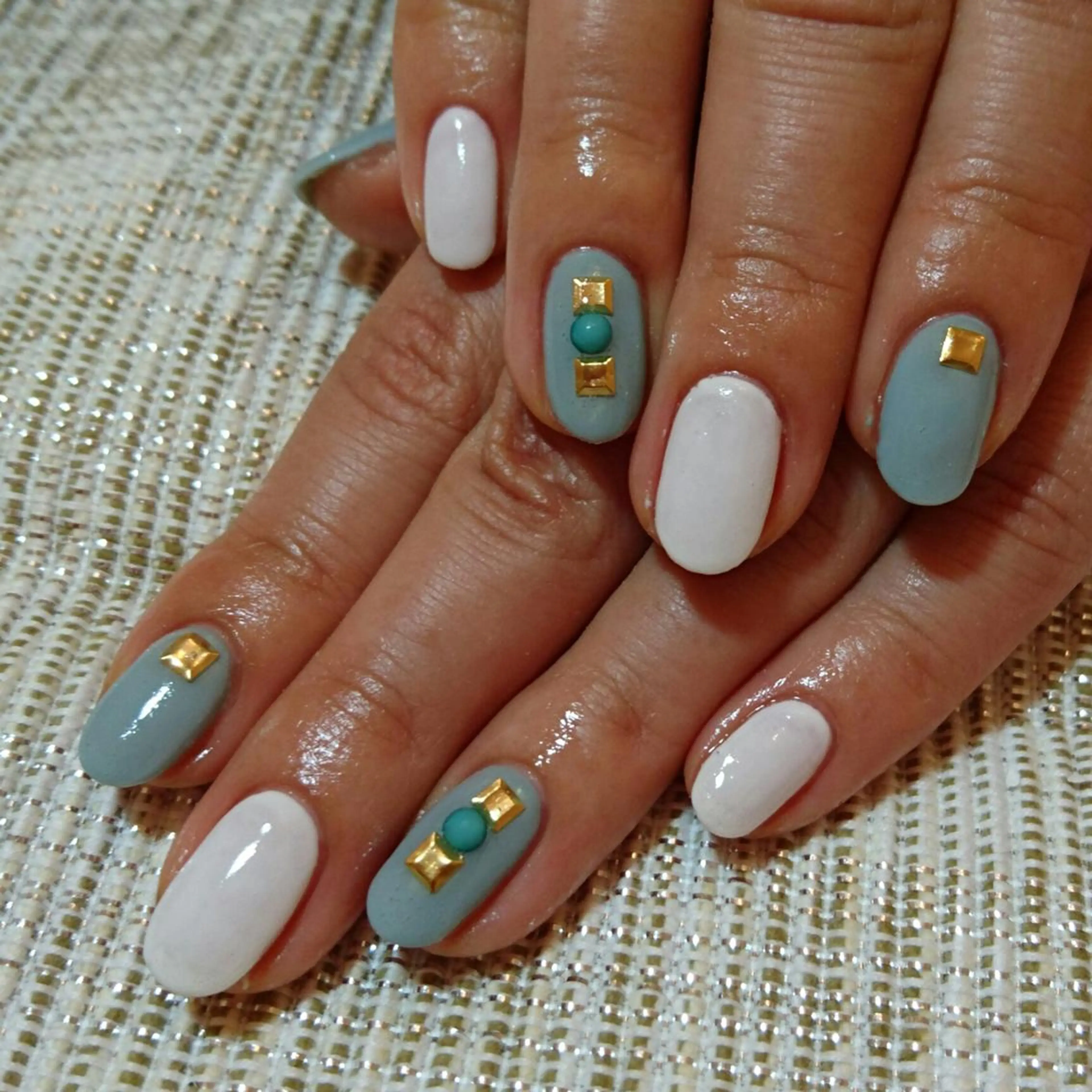 ショート ミディアム セミロング ロング カラー メンズ キッズ ネイル まつエク プライベートサロン HA♥NAのマツエク・マツパデザイン