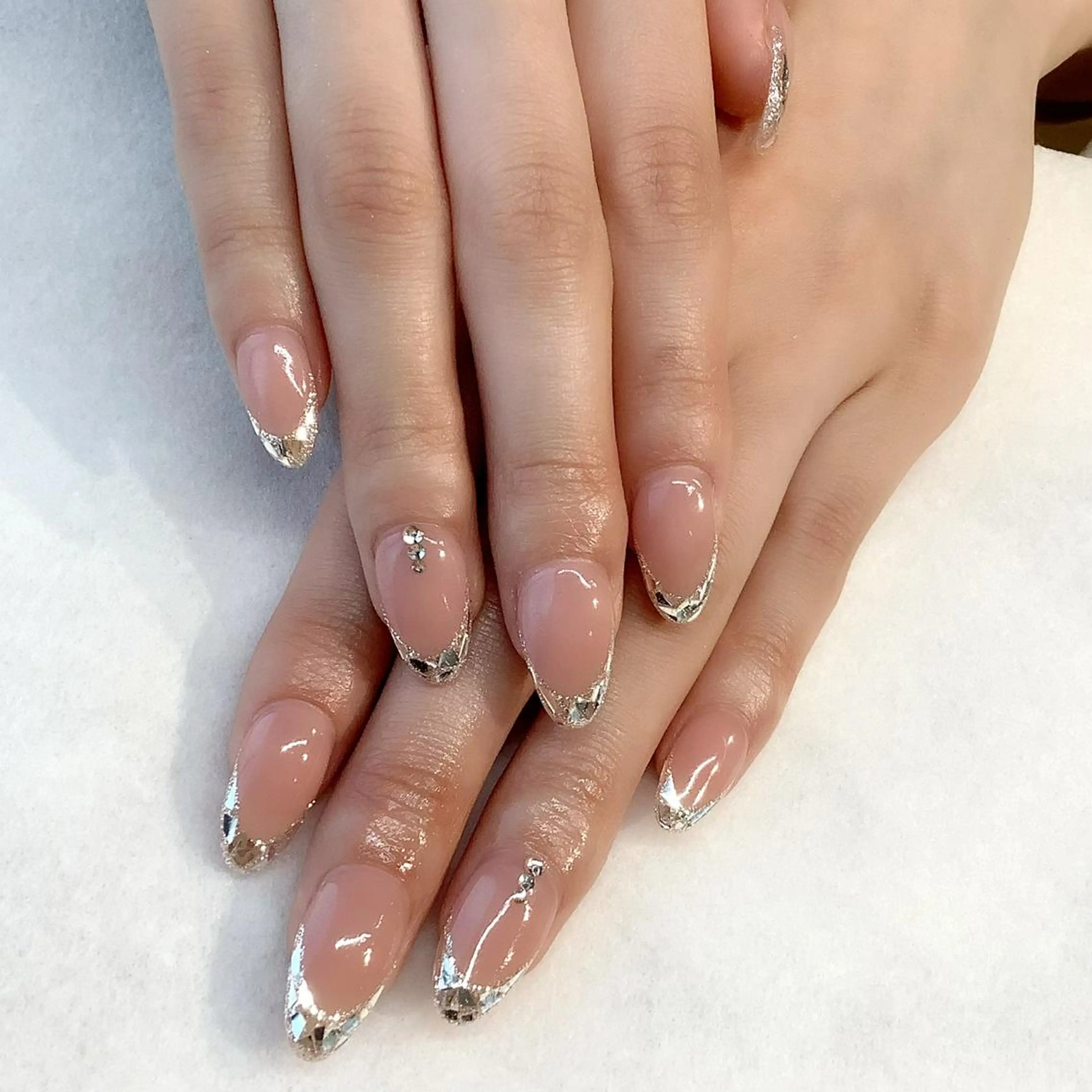 ネイル ハンドネイル 💎🐰 saki. m 🐰💎のネイルデザイン