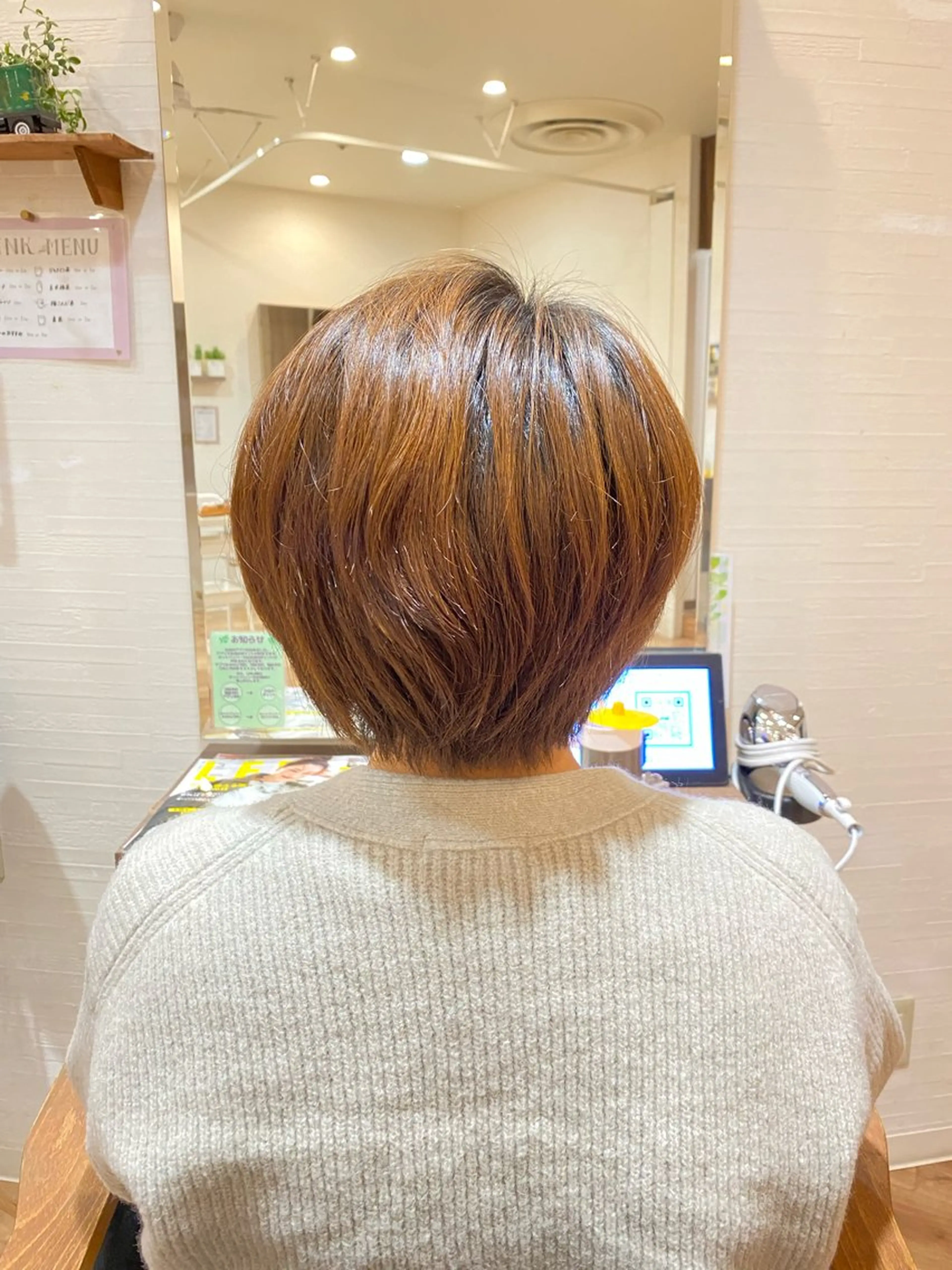 ショート イシカワ ユウタのヘアスタイル
