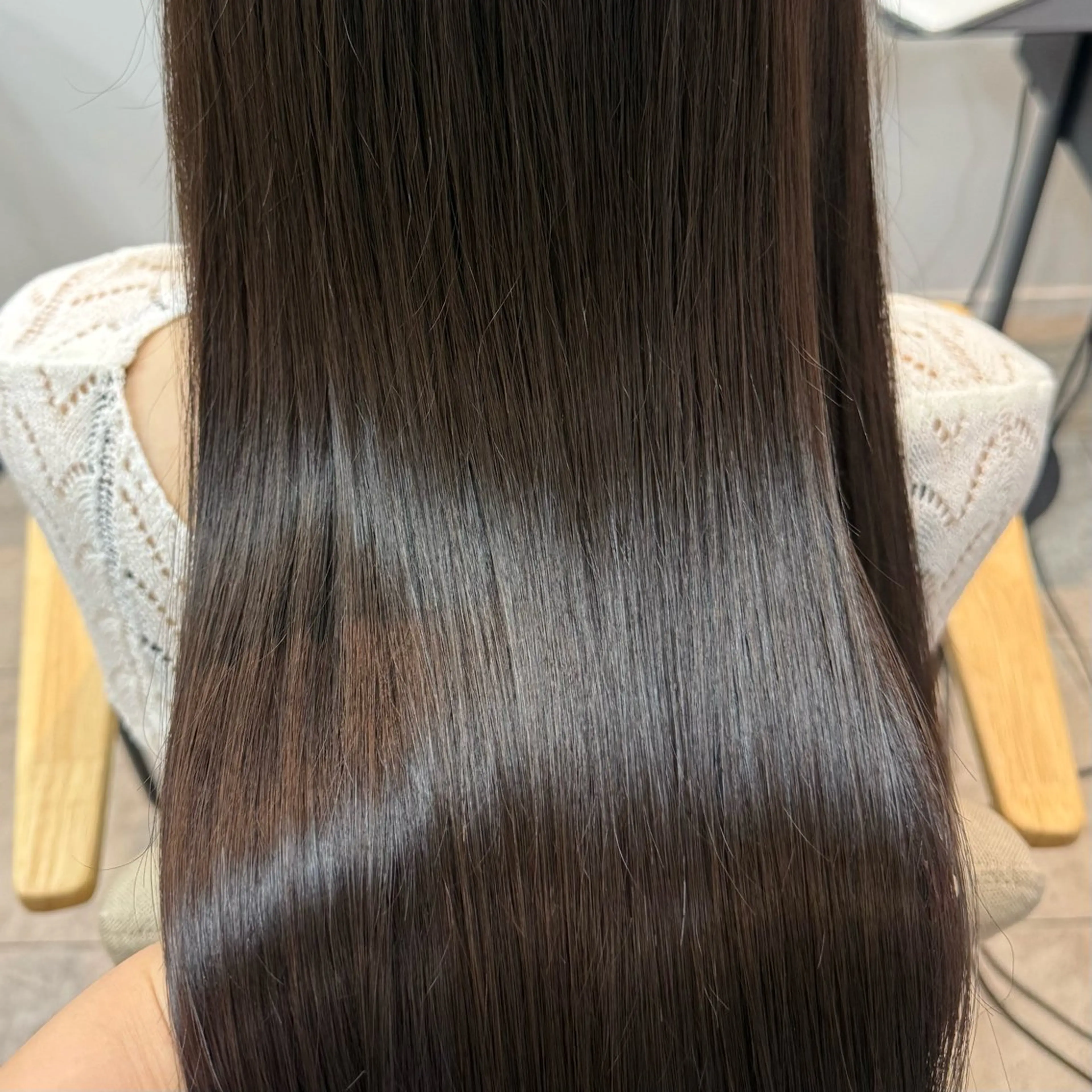 髪質改善ストレート・縮毛矯正(カット込み)+トリートメントの写真